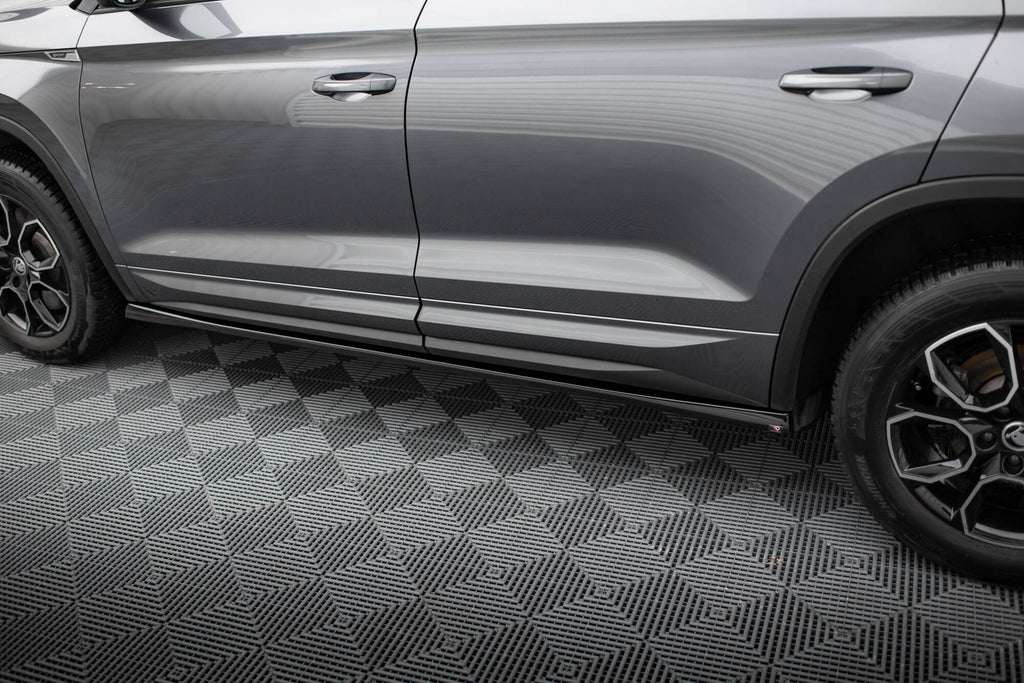 Maxton Design Street+ Seitenschweller Leisten passend für Skoda Kodiaq Sportline Mk1 Facelift schwarz Hochglanz