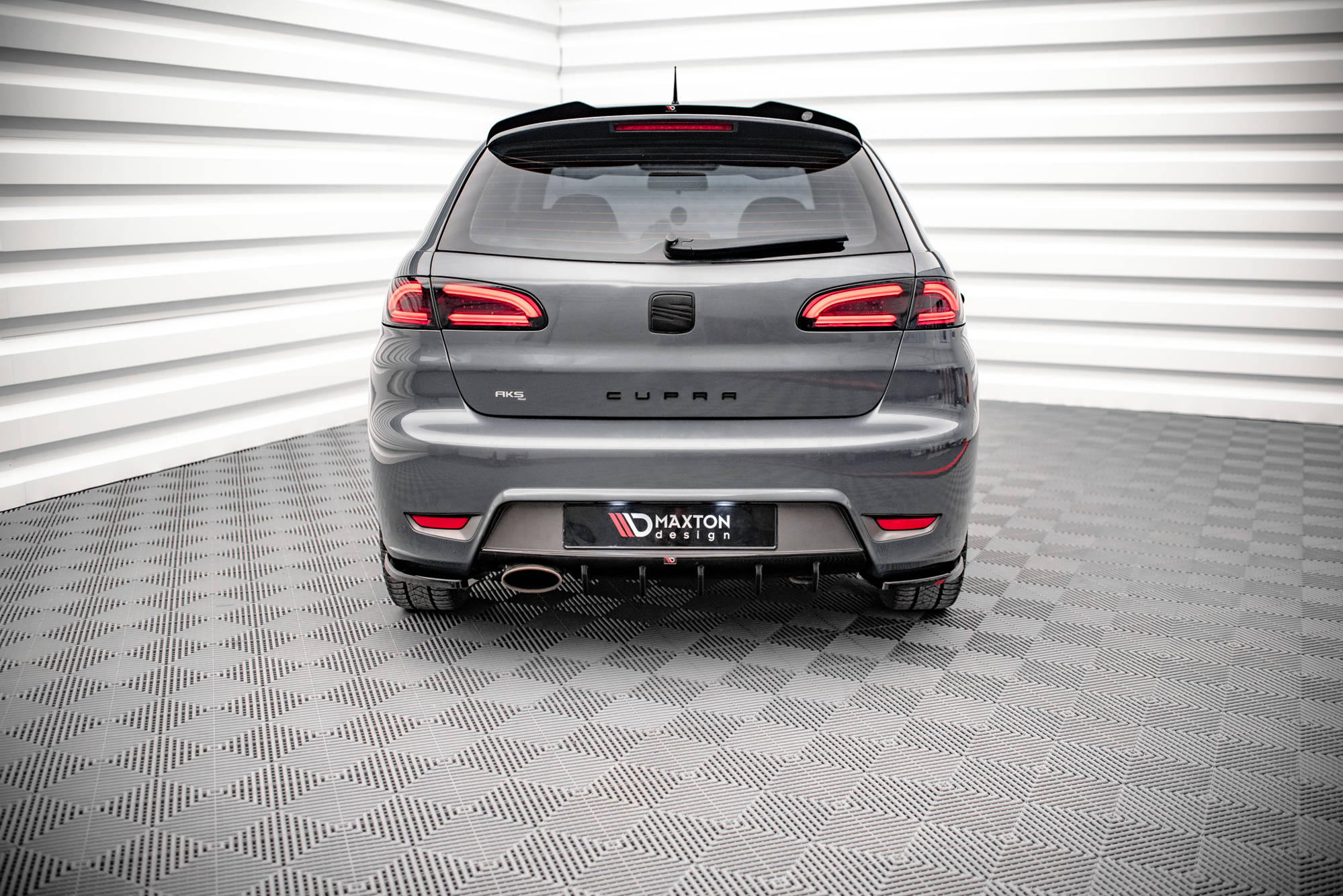 Maxton Design Diffusor Heck Ansatz passend für Seat Ibiza Cupra Mk3 schwarz Hochglanz