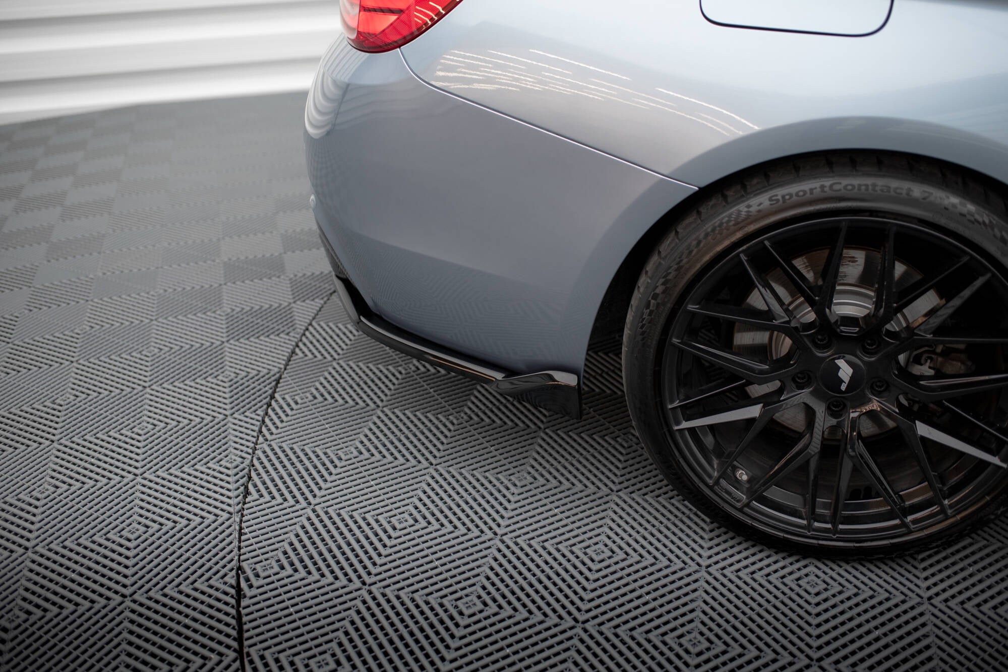 Maxton Design Heck Ansatz Flaps Diffusor V.5 passend für BMW 4er Coupe M-Paket F32 schwarz Hochglanz