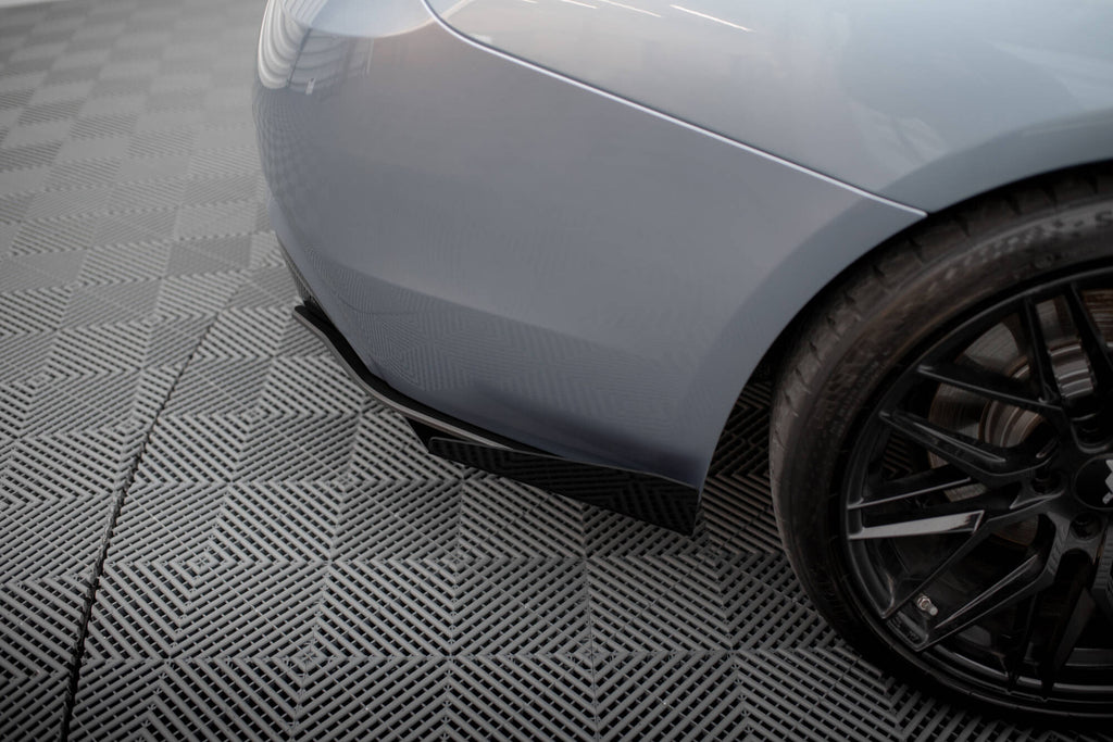 Maxton Design Street Pro Heck Ansatz Flaps Diffusor + Flaps passend für BMW 4er35i Coupe M-Paket F32 schwarz Hochglanz