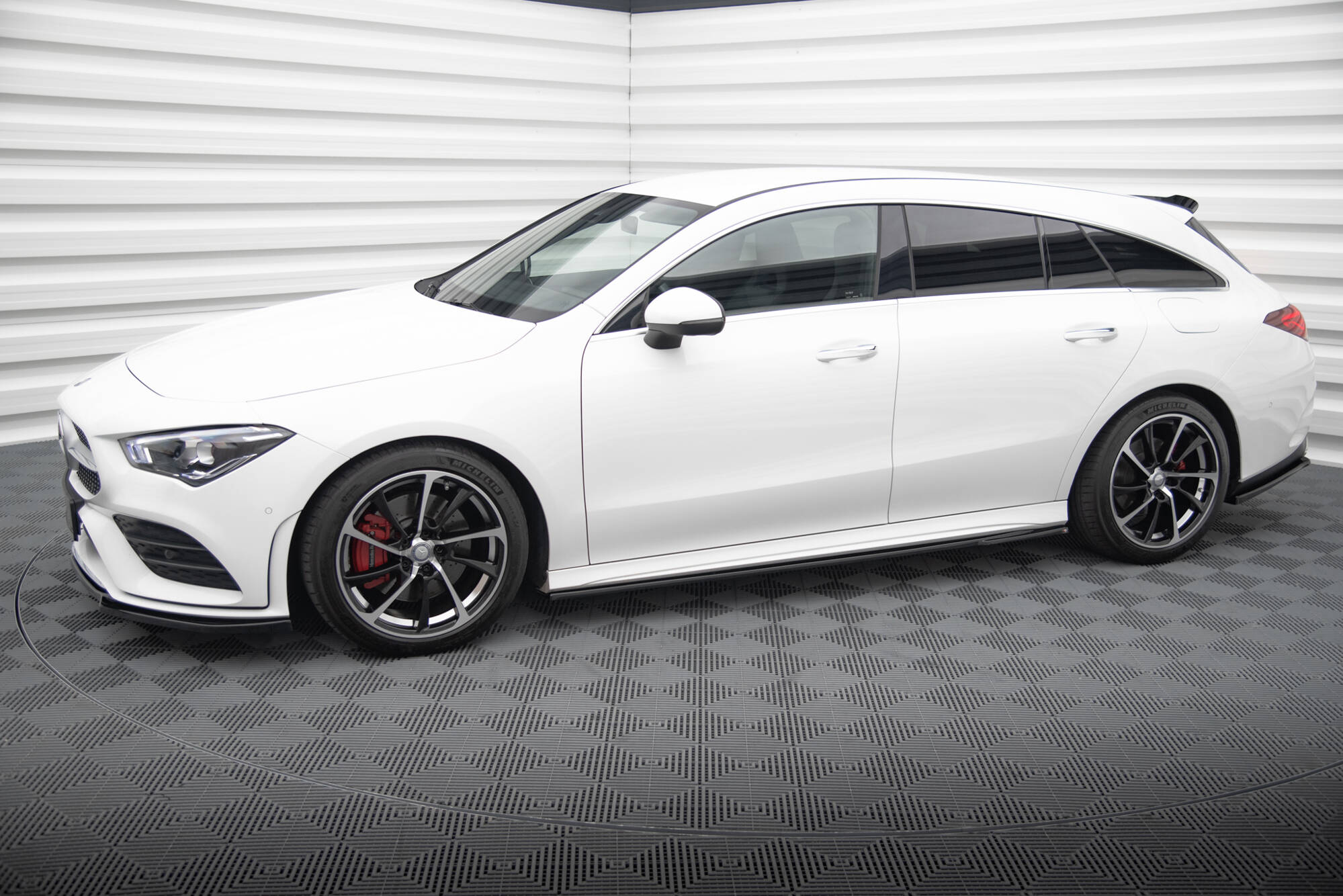 Maxton Design Street+ Seitenschweller Leisten passend für Mercedes-Benz CLA AMG-Line C118 schwarz Hochglanz