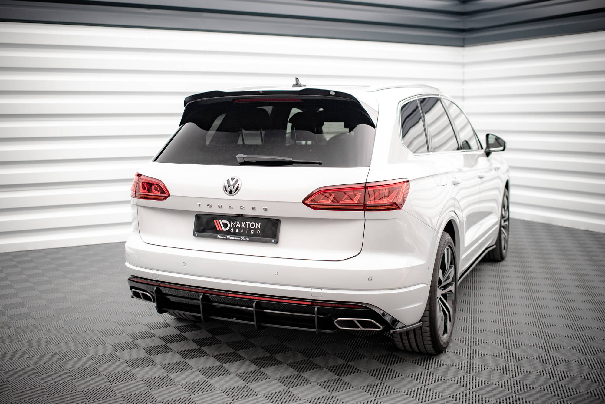 Maxton Design Street Pro Heckschürze passend für VW Touareg R-Line Mk3