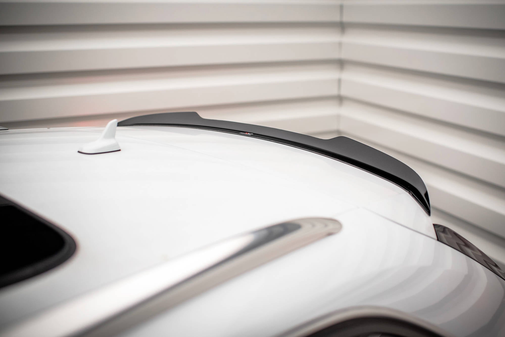 Maxton Design Spoiler CAP passend für Audi Q3 Sport 8U Facelift / S-Line 8U schwarz Hochglanz