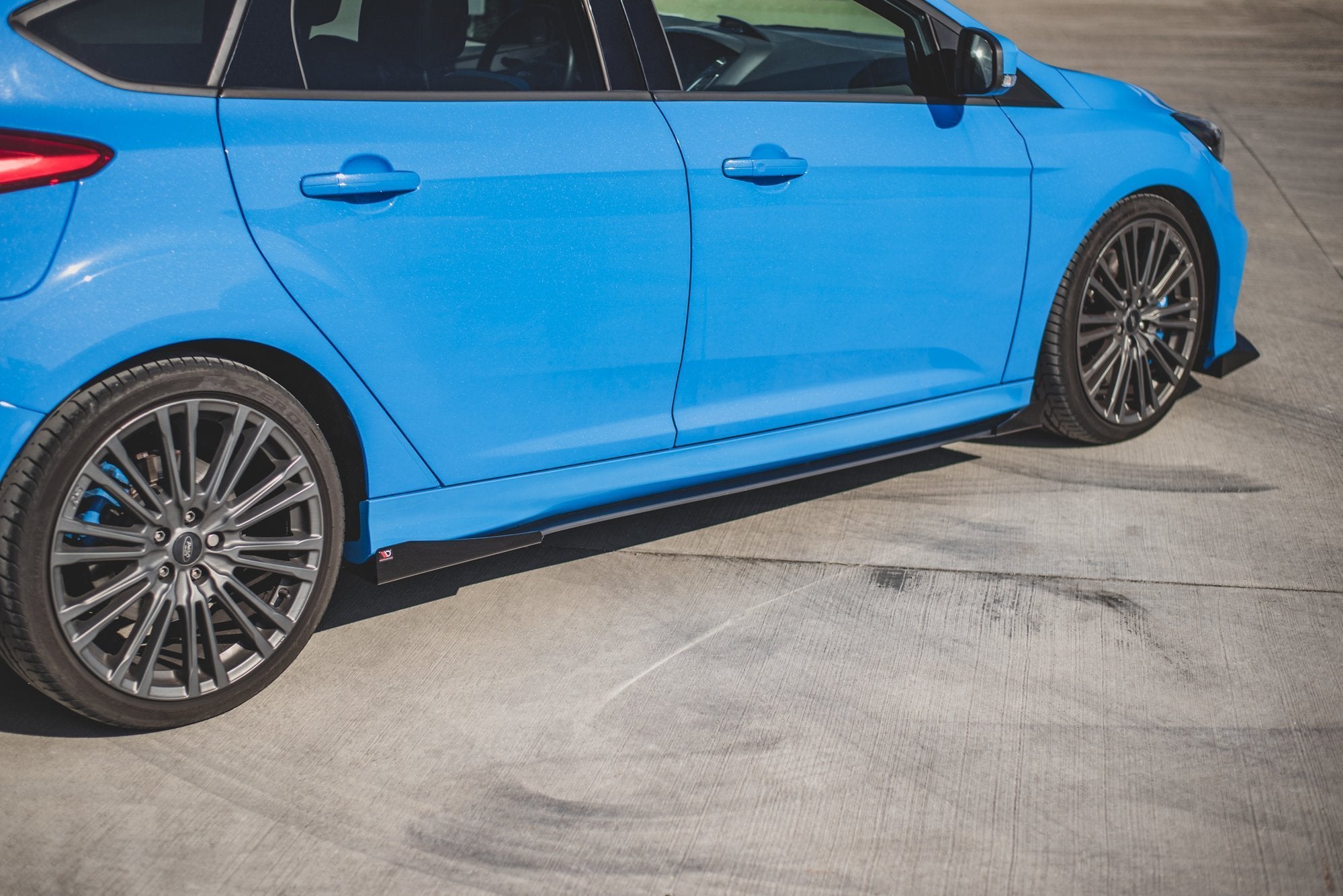 Maxton Design Seitenschweller Flaps passend für Ford Focus RS Mk3 schwarz Hochglanz