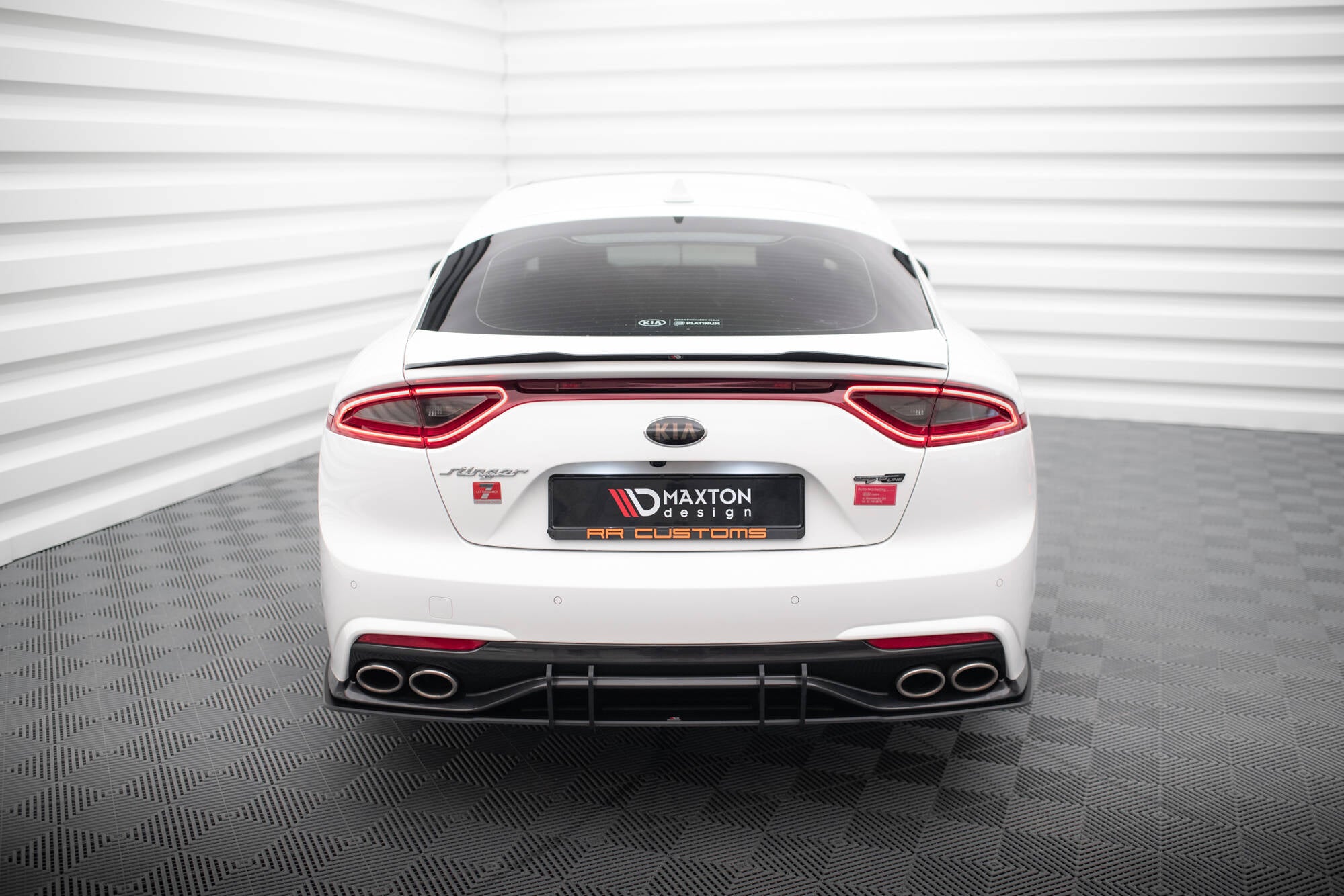 Maxton Design Street Pro Heckschürze passend für Kia Stinger Mk1