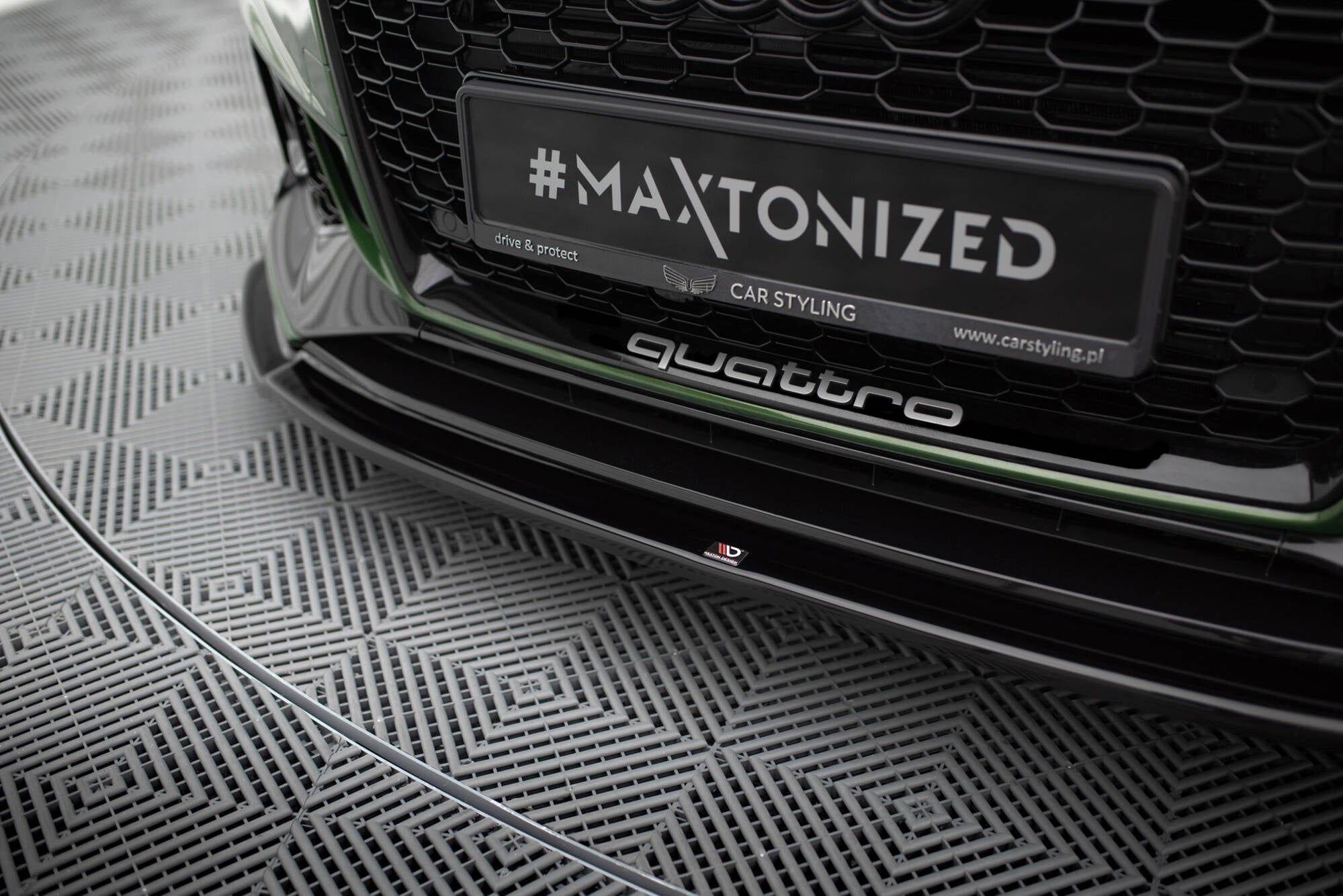 Maxton Design Street+ Spoilerlippe Front Ansatz V.2 passend für AUDI RS4 B9 schwarz Hochglanz