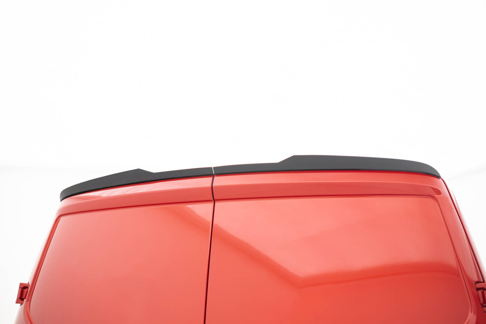Maxton Design Spoiler CAP für Ford Transit Custom Mk2 schwarz Hochglanz