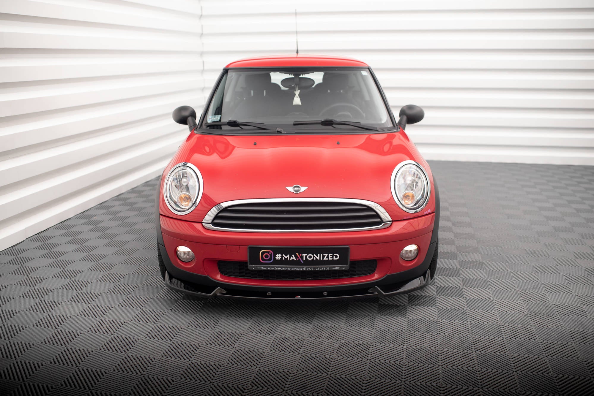 Maxton Design Street+ Spoilerlippe Front Ansatz passend für Mini One R56 schwarz Hochglanz