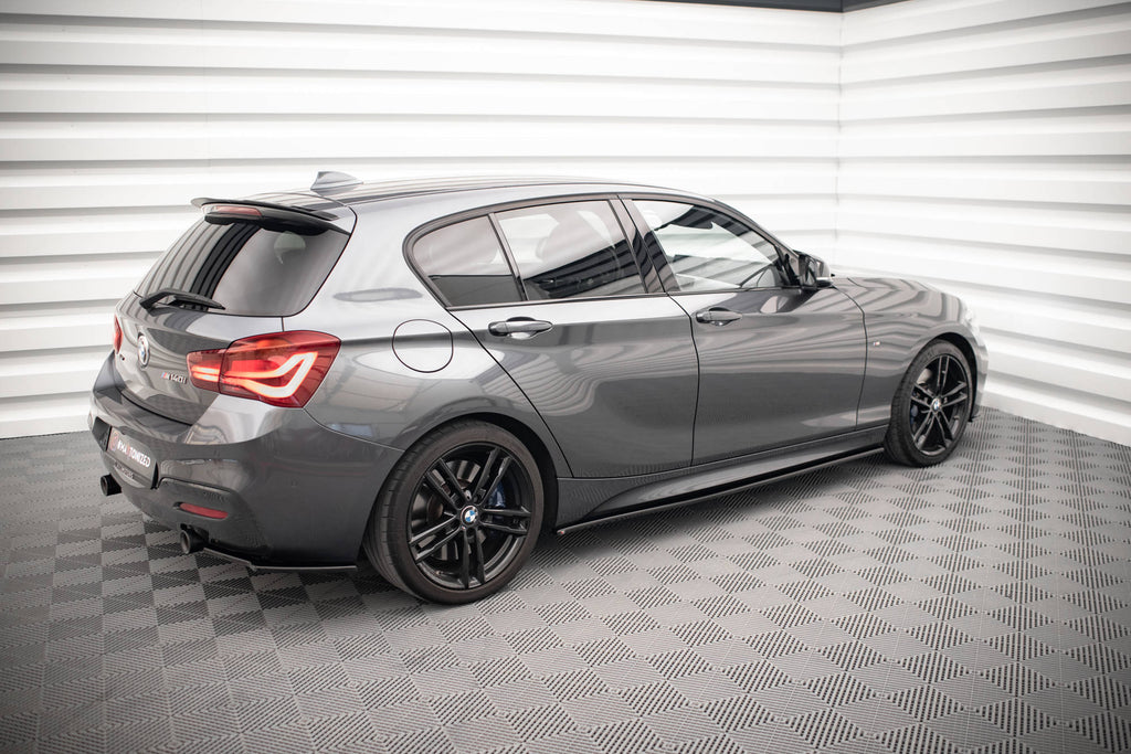Maxton Design Street+ Seitenschweller Leisten passend für V.1 passend für BMW 1er F20 M135i / M140i / M-Paket schwarz Hochglanz