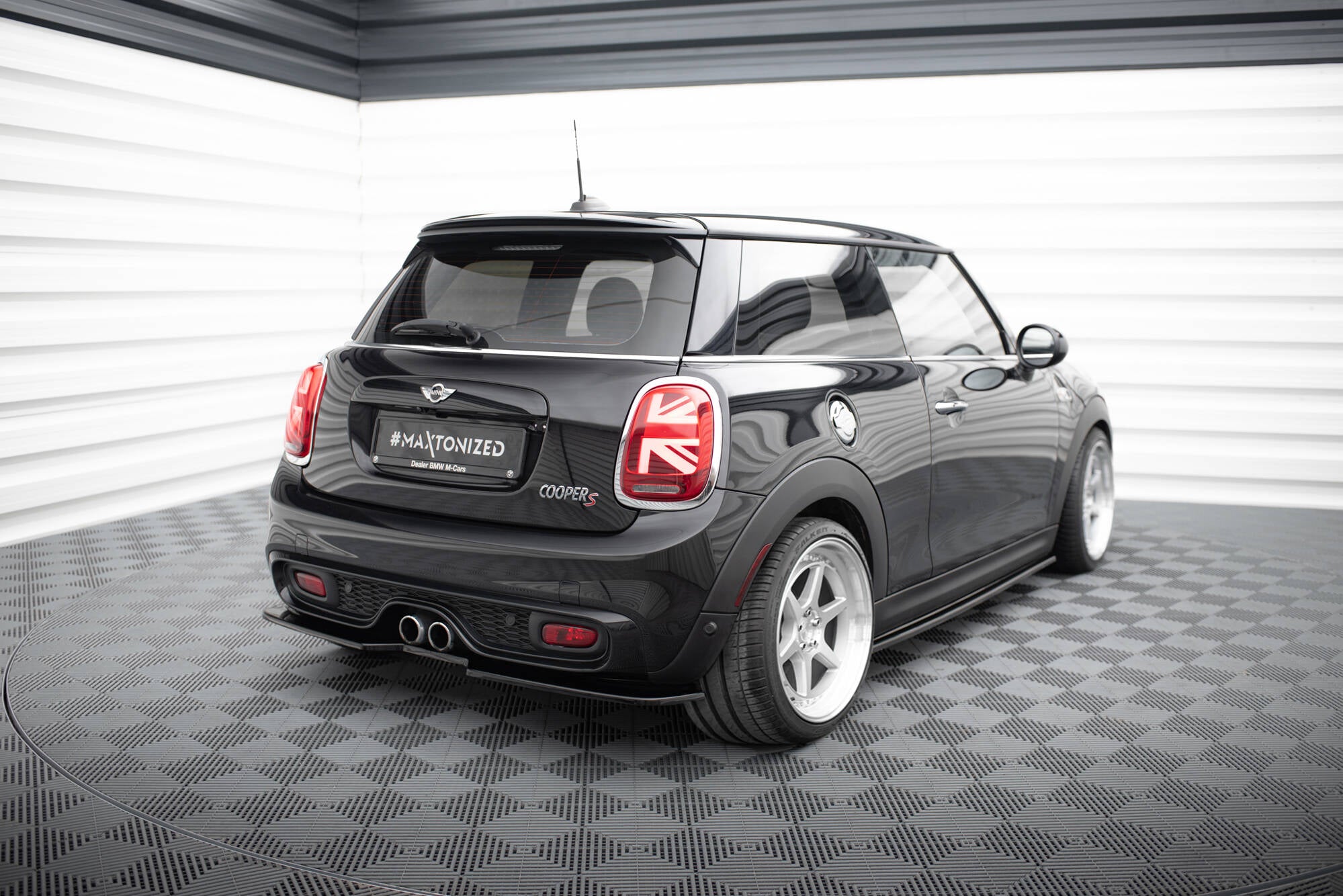 Maxton Design Heckansatz Mini Cooper S F56 / F56 Facelift schwarz Hochglanz für Mini Cooper F56