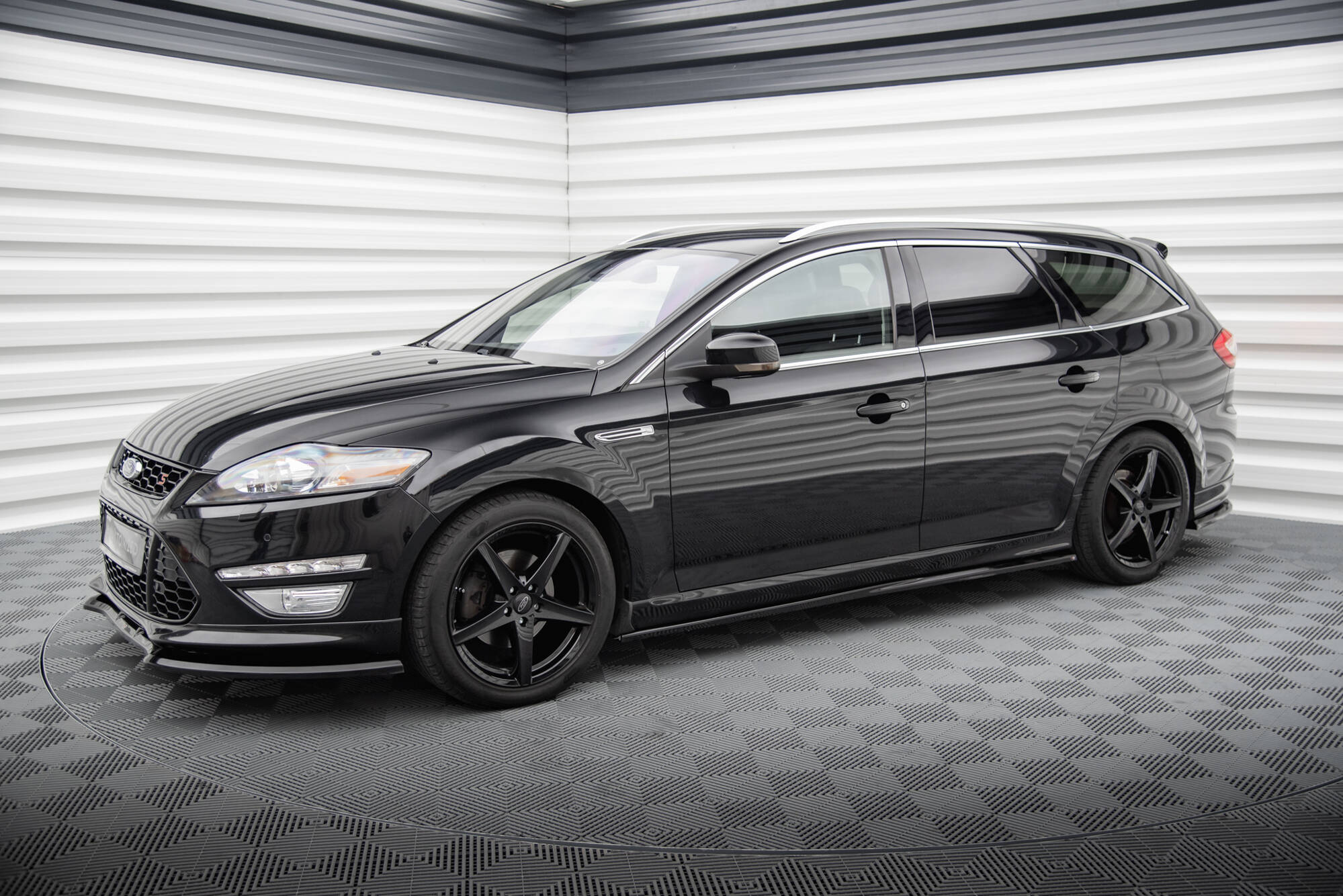 Maxton Design Street+ Seitenschweller Leisten passend für Ford Mondeo ST-Line Limousine Mk4 Facelift schwarz Hochglanz
