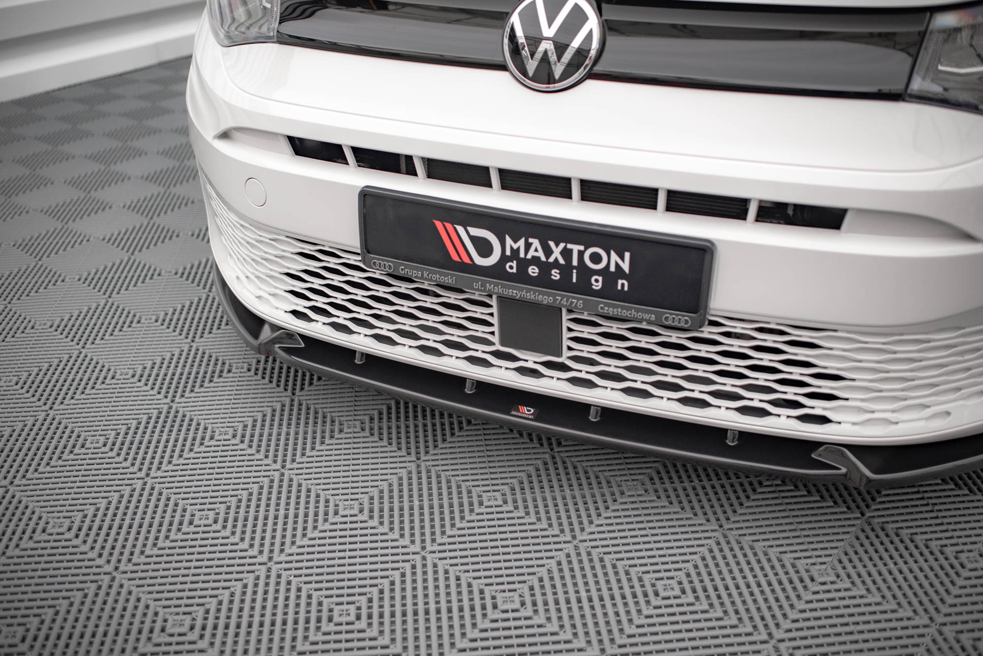 Maxton Design Street+ Spoilerlippe Front Ansatz V.2 passend für VW Caddy Mk5 schwarz Hochglanz