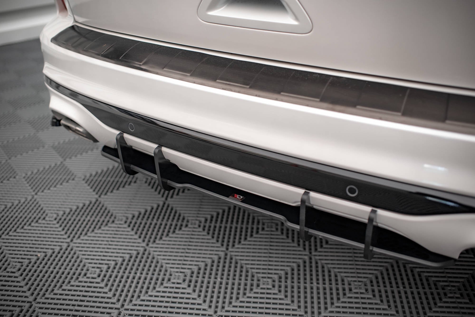 Maxton Design Street Pro Heckschürze passend für Ford Kuga ST-Line Mk3