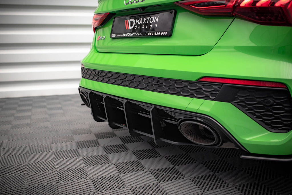 Maxton Design Street Pro Heckschürze passend für Audi RS3 Limousine 8Y