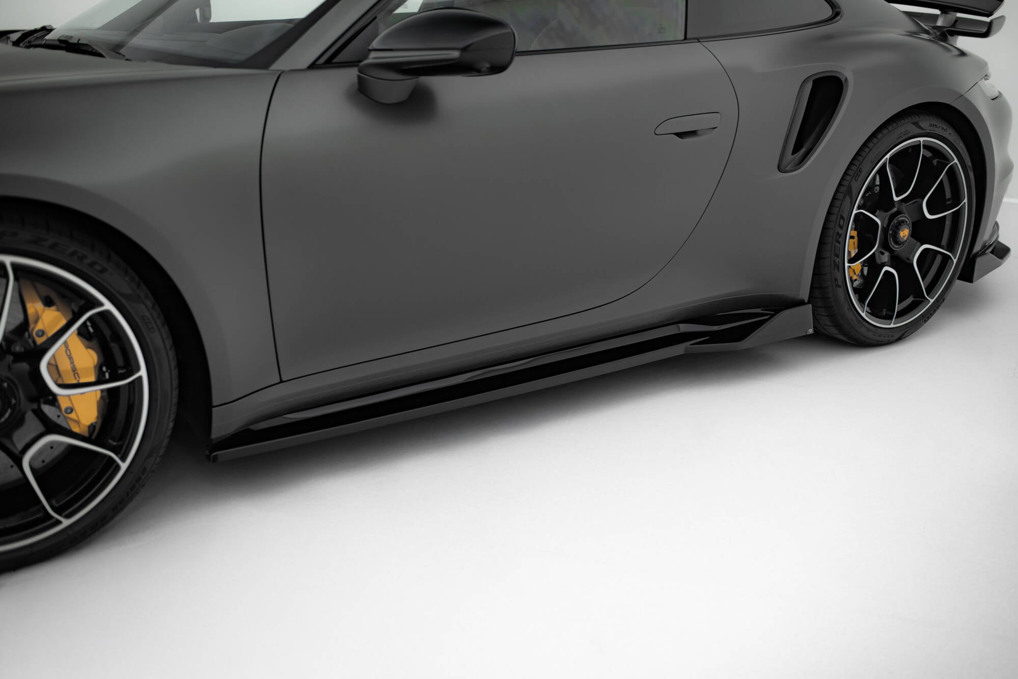 Maxton Design Street+ Seitenschweller Leisten passend für Porsche 911 Turbo S Sport Package 992 schwarz Hochglanz