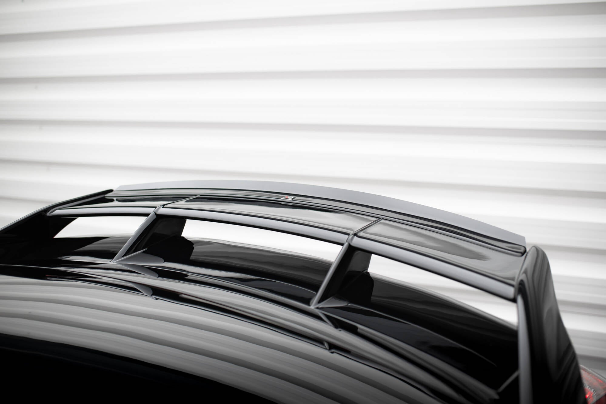 Maxton Design Spoiler CAP passend für Ford Focus RS Mk2 schwarz Hochglanz