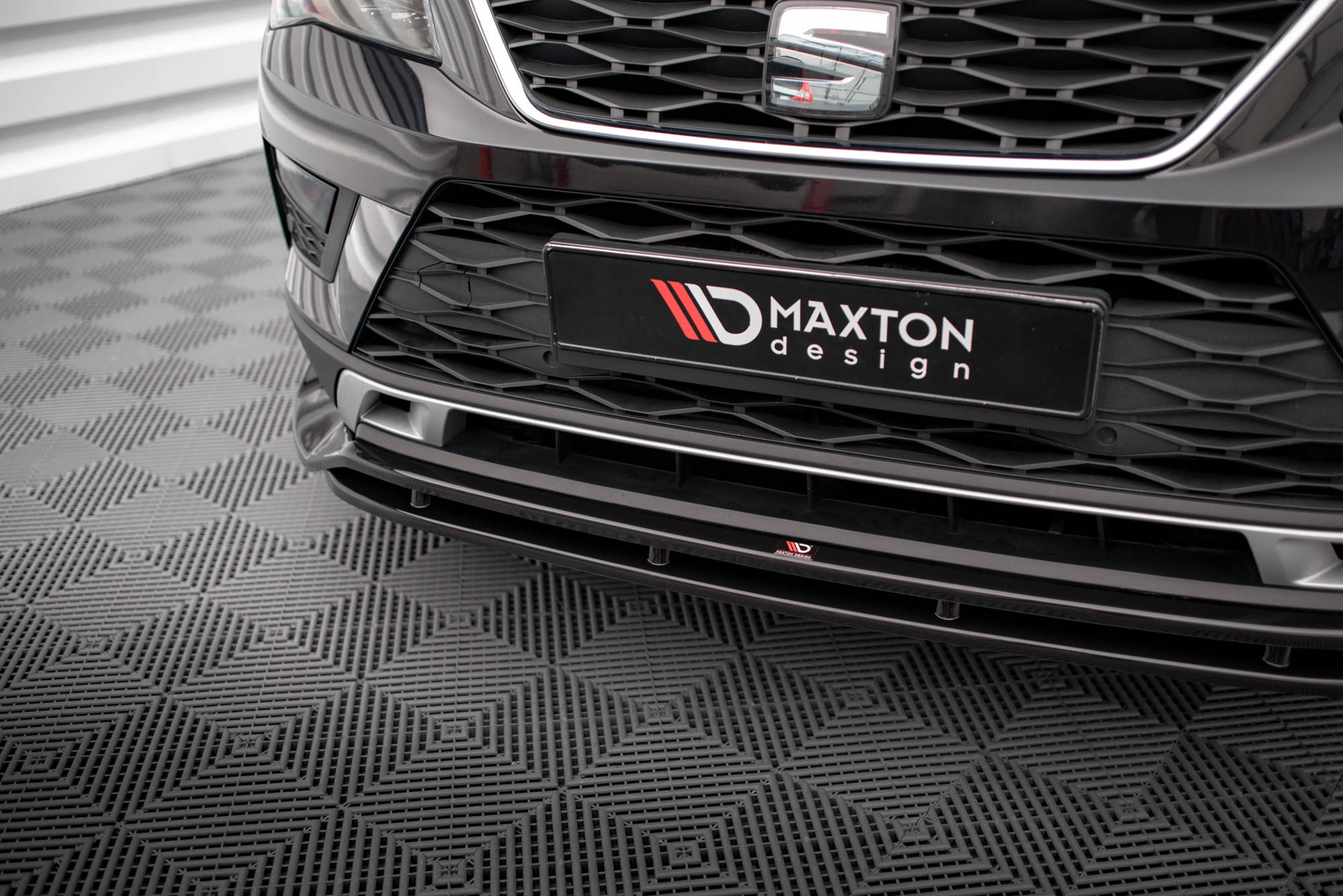 Maxton Design Street+ Spoilerlippe Front Ansatz passend für Seat Ateca Mk1 schwarz Hochglanz