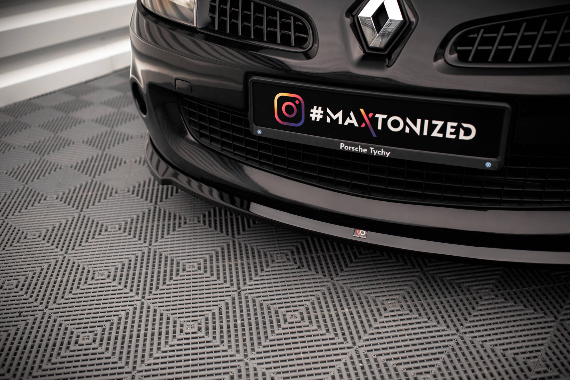Maxton Design Street+ Spoilerlippe Front Ansatz passend für RENAULT CLIO III RS schwarz Hochglanz