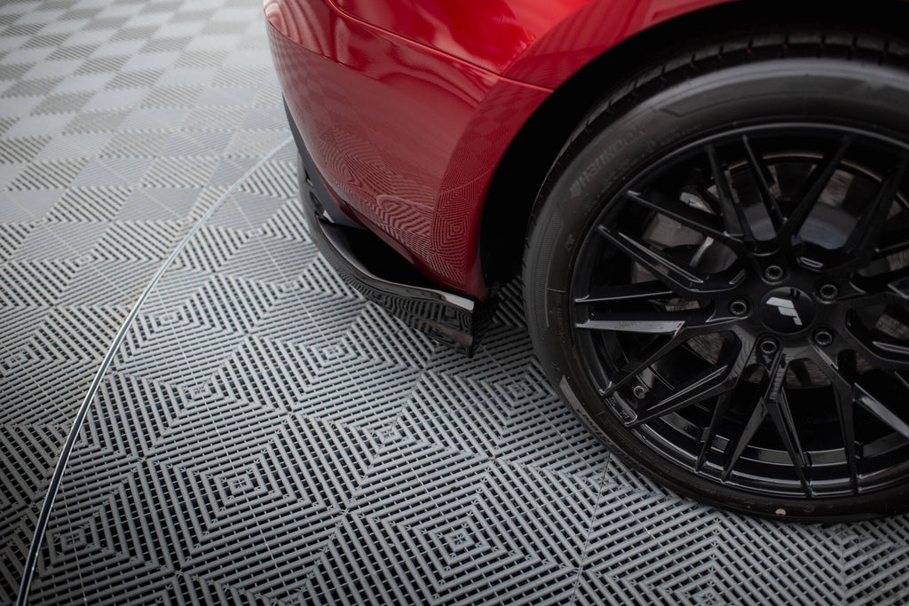 Maxton Design Street+ Mittlerer Diffusor RACE passend für V.1 Tesla Model 3 Project HighlandFacelift schwarz Hochglanz