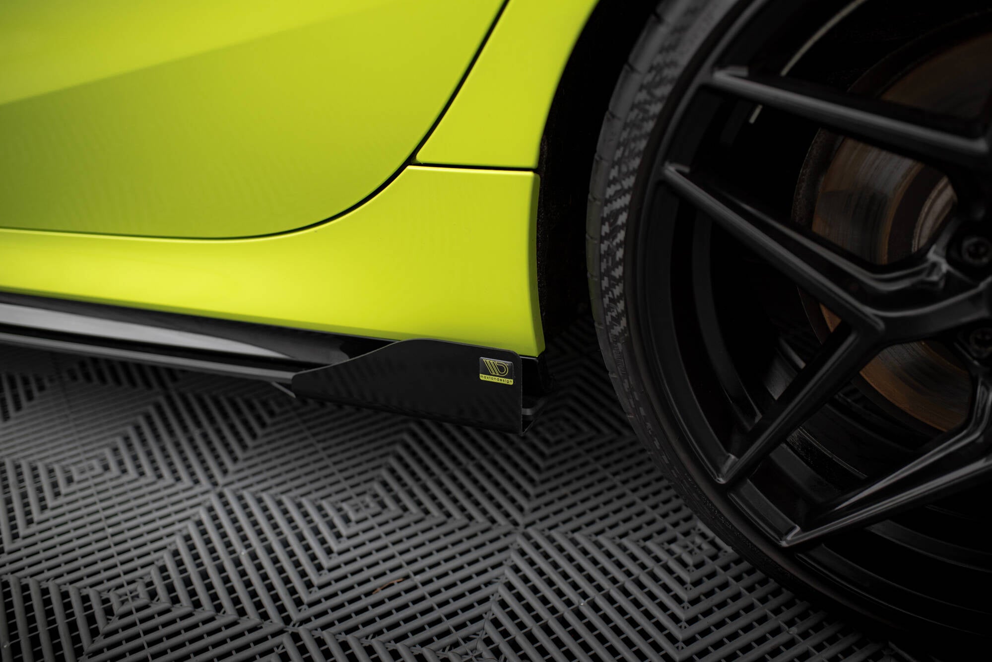 Maxton Design Street Pro Street+ Seitenschweller Leisten + Flaps passend für BMW 1er M-Paket / M135i / 128ti F40 schwarz Hochglanz