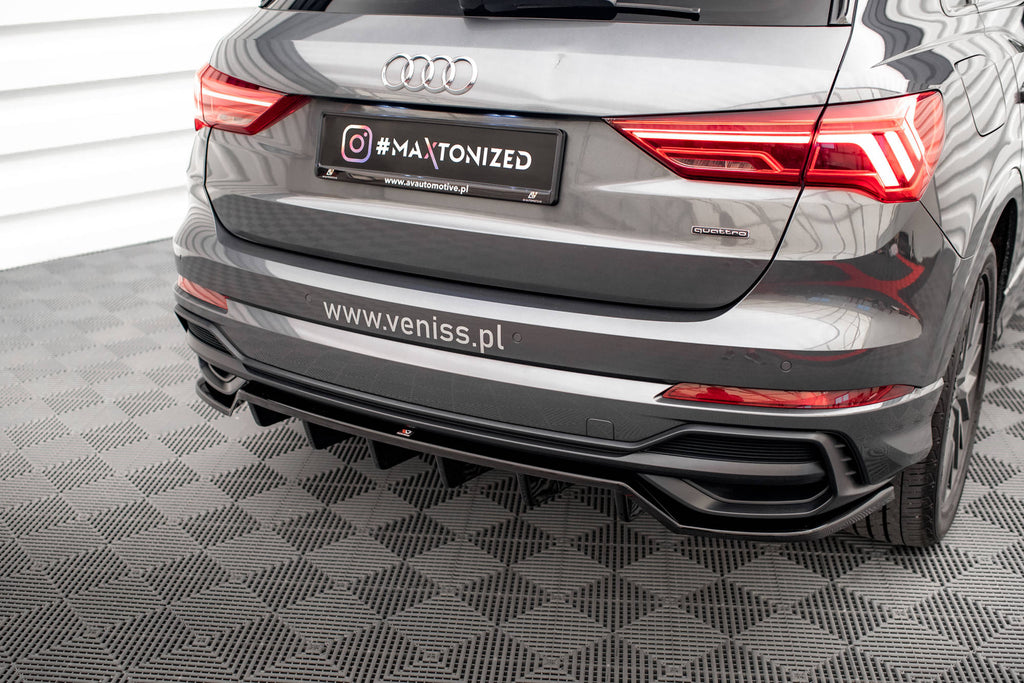 Maxton Design Street+ Mittlerer Diffusor RACE passend für Audi Q3 S-Line SUV F3 schwarz Hochglanz