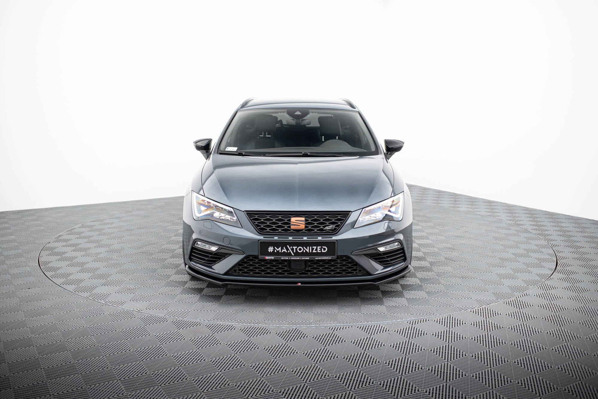 Maxton Design Street+ Spoilerlippe Front Ansatz V.4 passend für Seat Leon Cupra / FR Mk3 FL schwarz Hochglanz