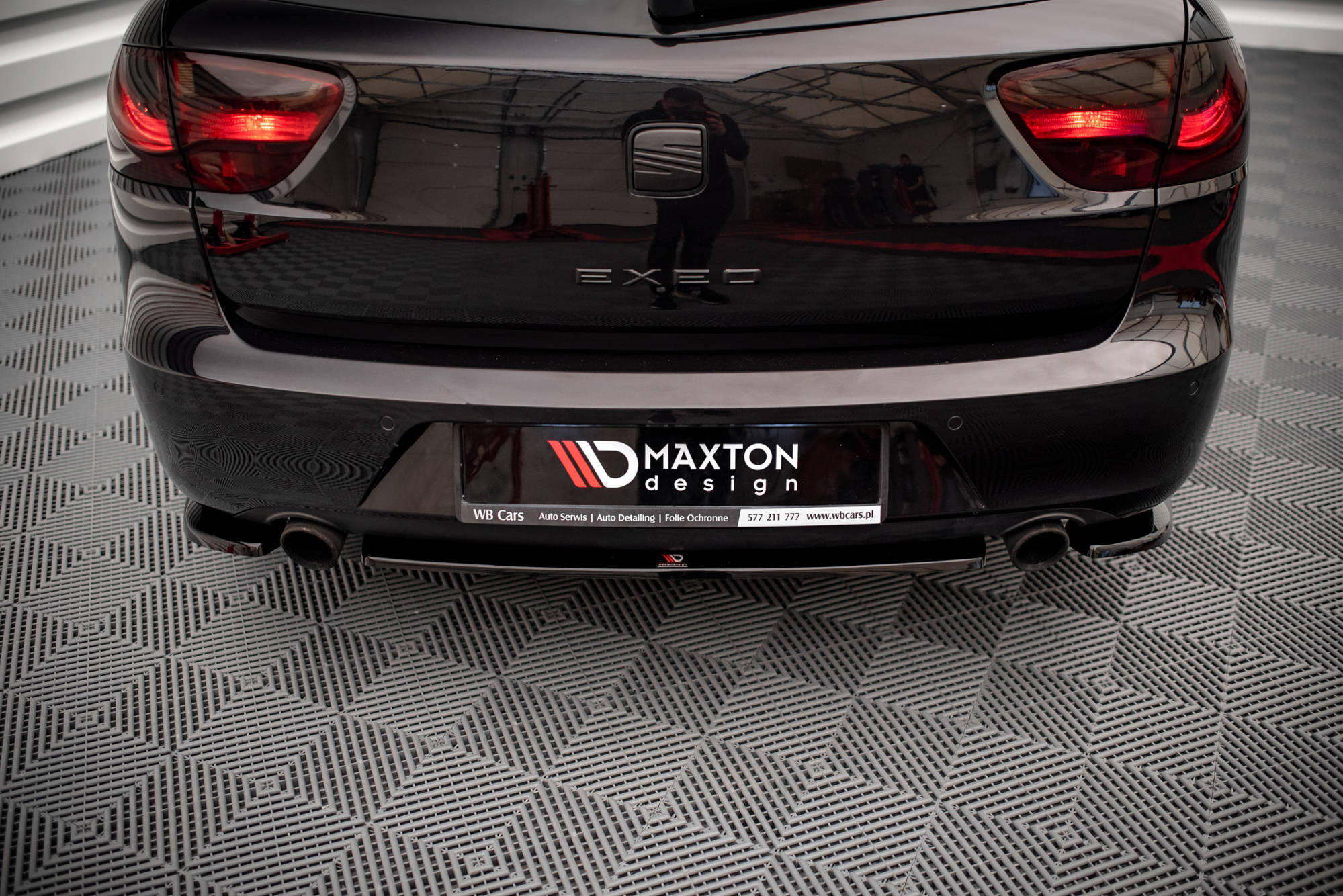 Maxton Design Heckansatz Seat Exeo schwarz Hochglanz für Seat Exeo Limousine