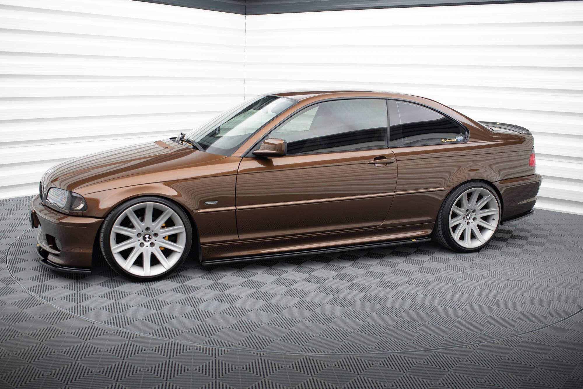 Maxton Design Street+ Seitenschweller Leisten passend für V.1 passend für BMW 3er E46 M Paket COUPE schwarz Hochglanz