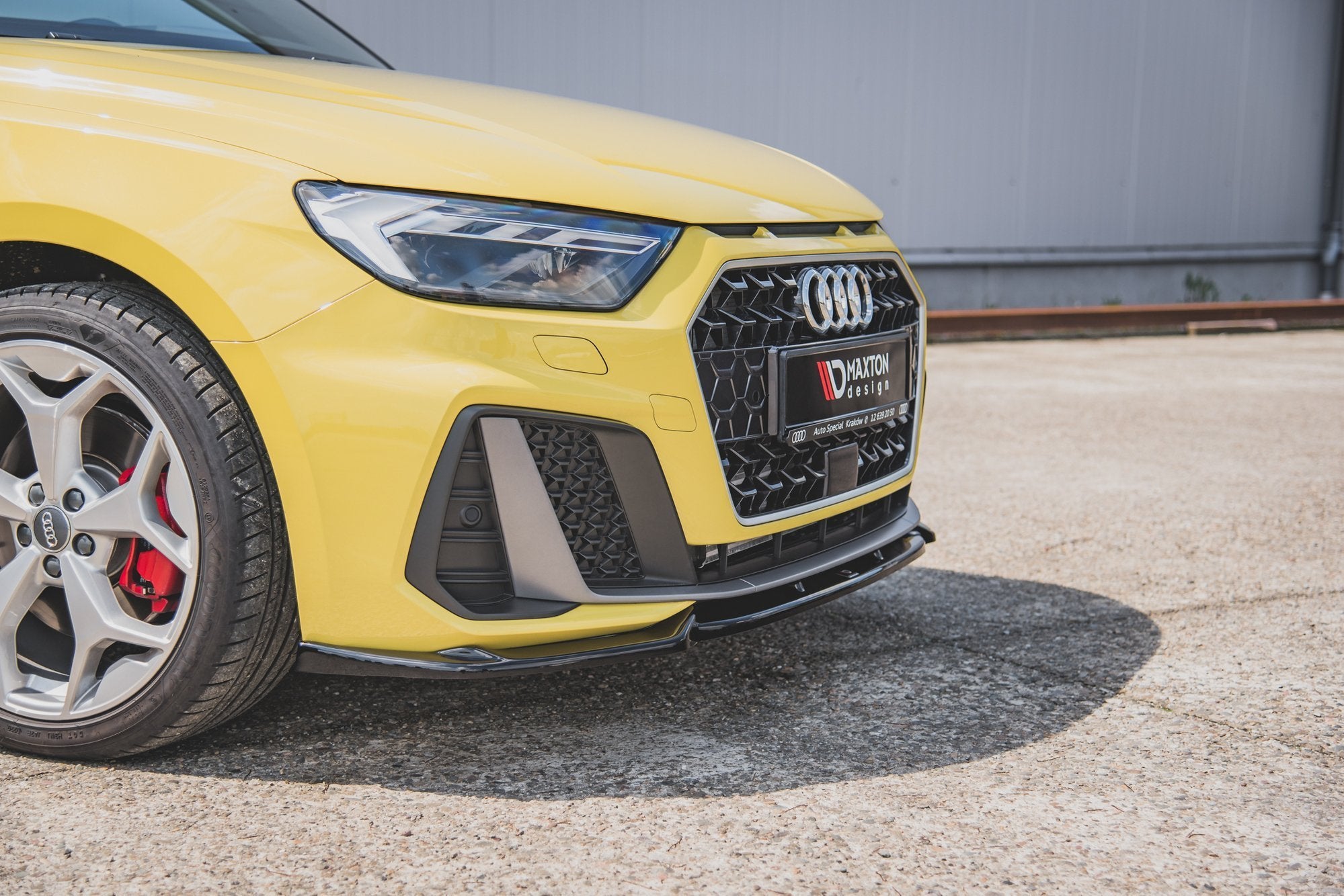 Maxton Design Street+ Spoilerlippe Front Ansatz V.3 passend für Audi A1 S-Line GB schwarz Hochglanz