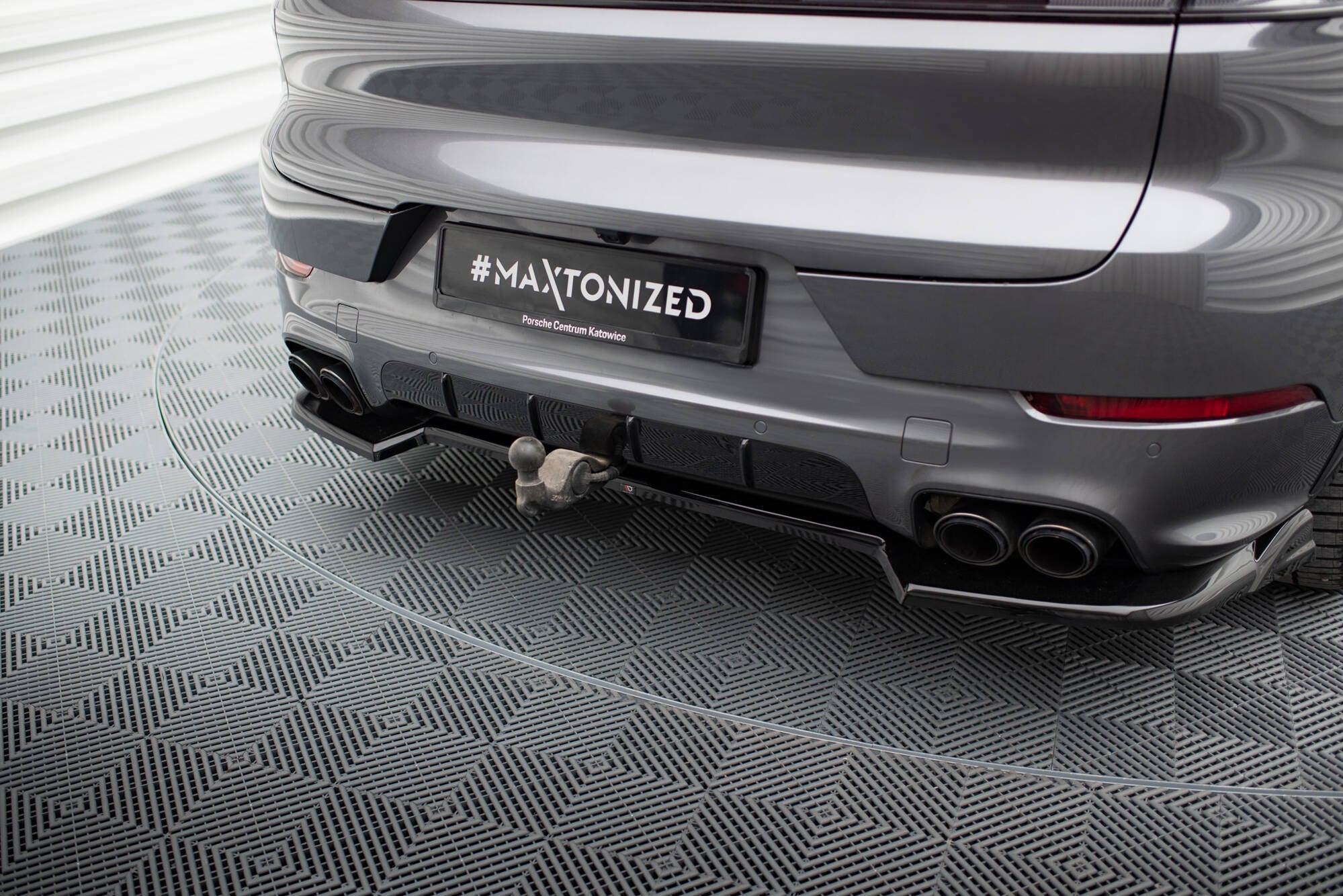 Maxton Design Heckansatz Porsche Cayenne Sport Design / Turbo SUV / Coupe Mk3 Facelift schwarz Hochglanz für Porsche Cayenne Mk3 Facelift