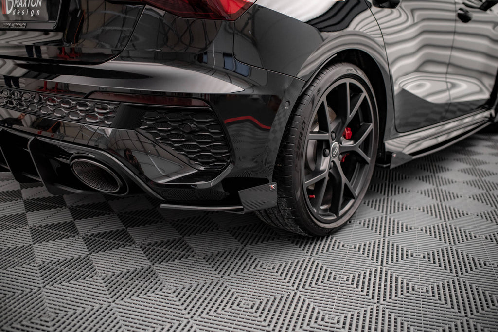Maxton Design Street Pro Heck Ansatz Flaps Diffusor + Flaps passend für Audi RS3 Sportback 8Y schwarz Hochglanz