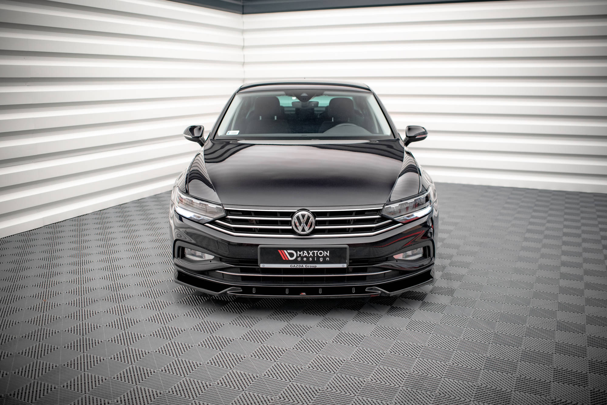 Maxton Design Street+ Spoilerlippe Front Ansatz V.2 passend für VW Passat B8 Facelift schwarz Hochglanz