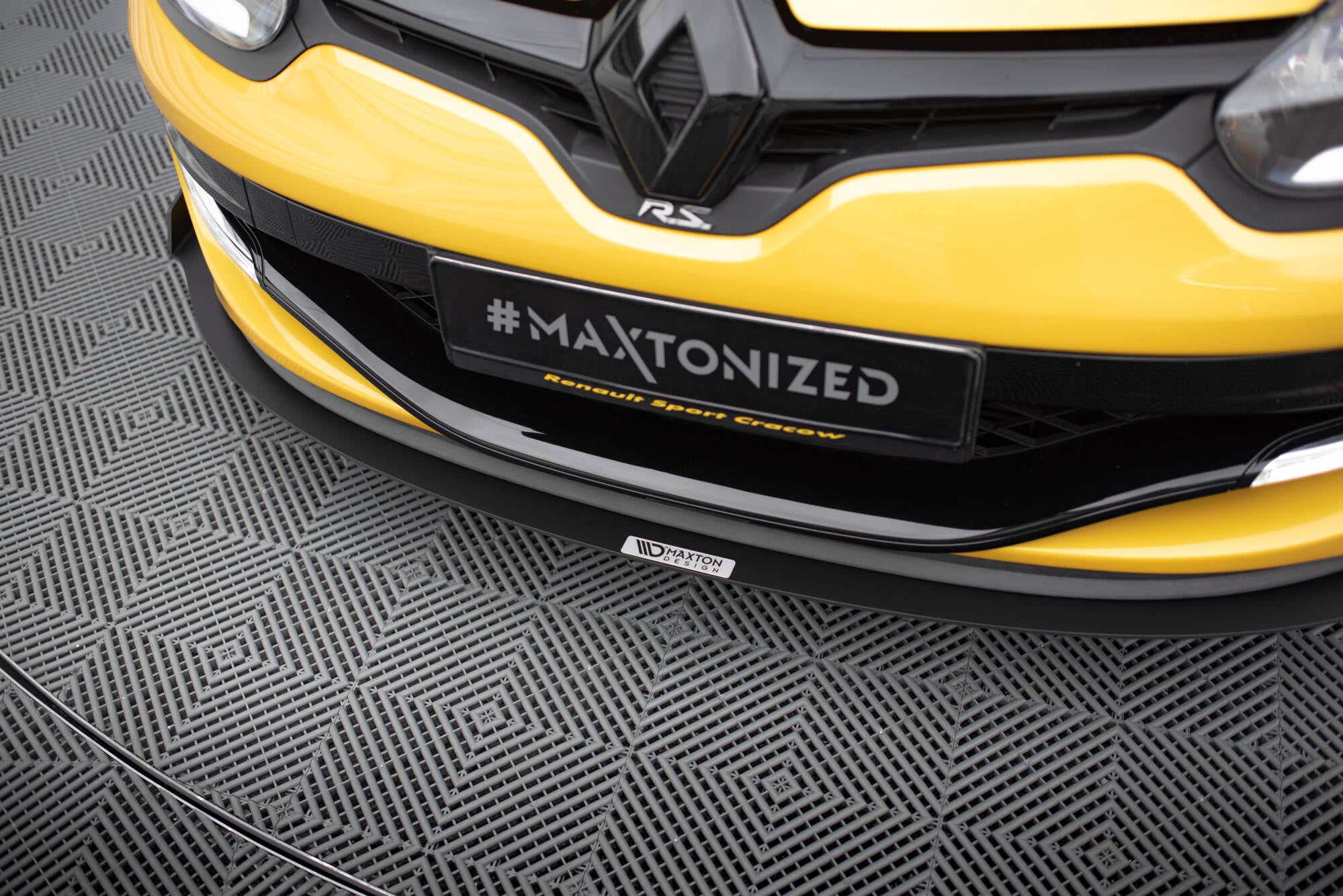 Maxton Design Racing Street+ Spoilerlippe Front Ansatz passend für RENAULT MEGANE MK3 RS