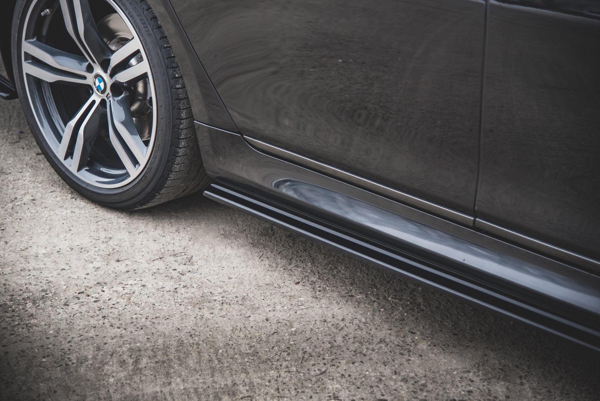 Maxton Design Street+ Seitenschweller Leisten passend für BMW 7 M-Paket G11 schwarz Hochglanz