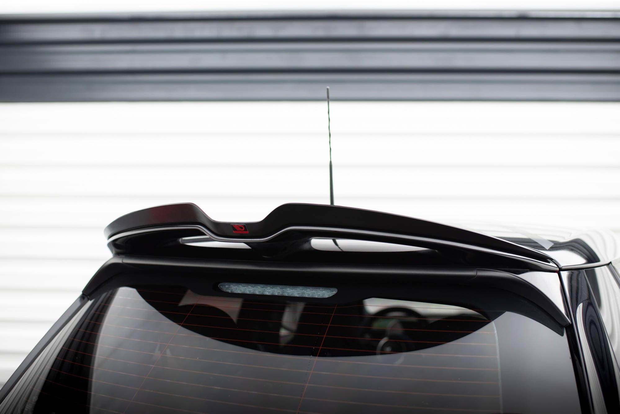 Maxton Design Spoiler CAP V.2 passend für Mini Cooper S John Cooper Works F56 / F56 Facelift schwarz Hochglanz