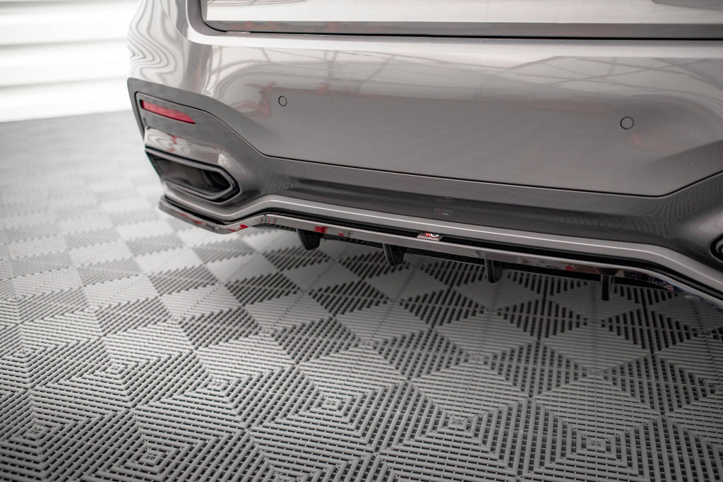 Maxton Design Street+ Mittlerer Diffusor RACE passend für V.1 BMW 7 M-Paket G11 / G12 Facelift schwarz Hochglanz