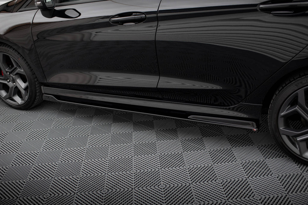 Maxton Design Street+ Seitenschweller Leisten passend für V.3 passend für Ford Fiesta Mk8 ST / ST-Line schwarz Hochglanz