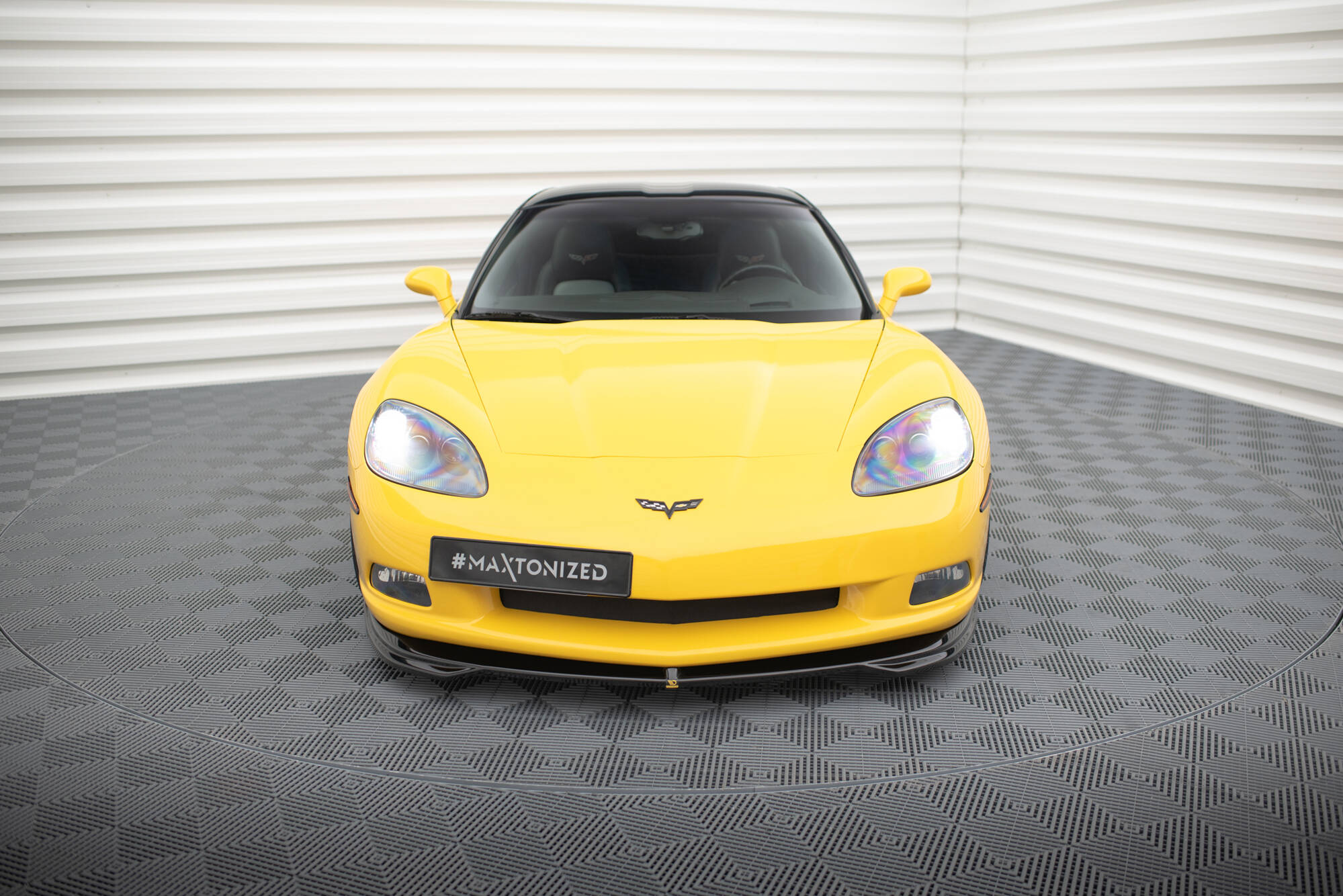 Maxton Design Street+ Spoilerlippe Front Ansatz passend für Chevrolet Corvette C6 schwarz Hochglanz