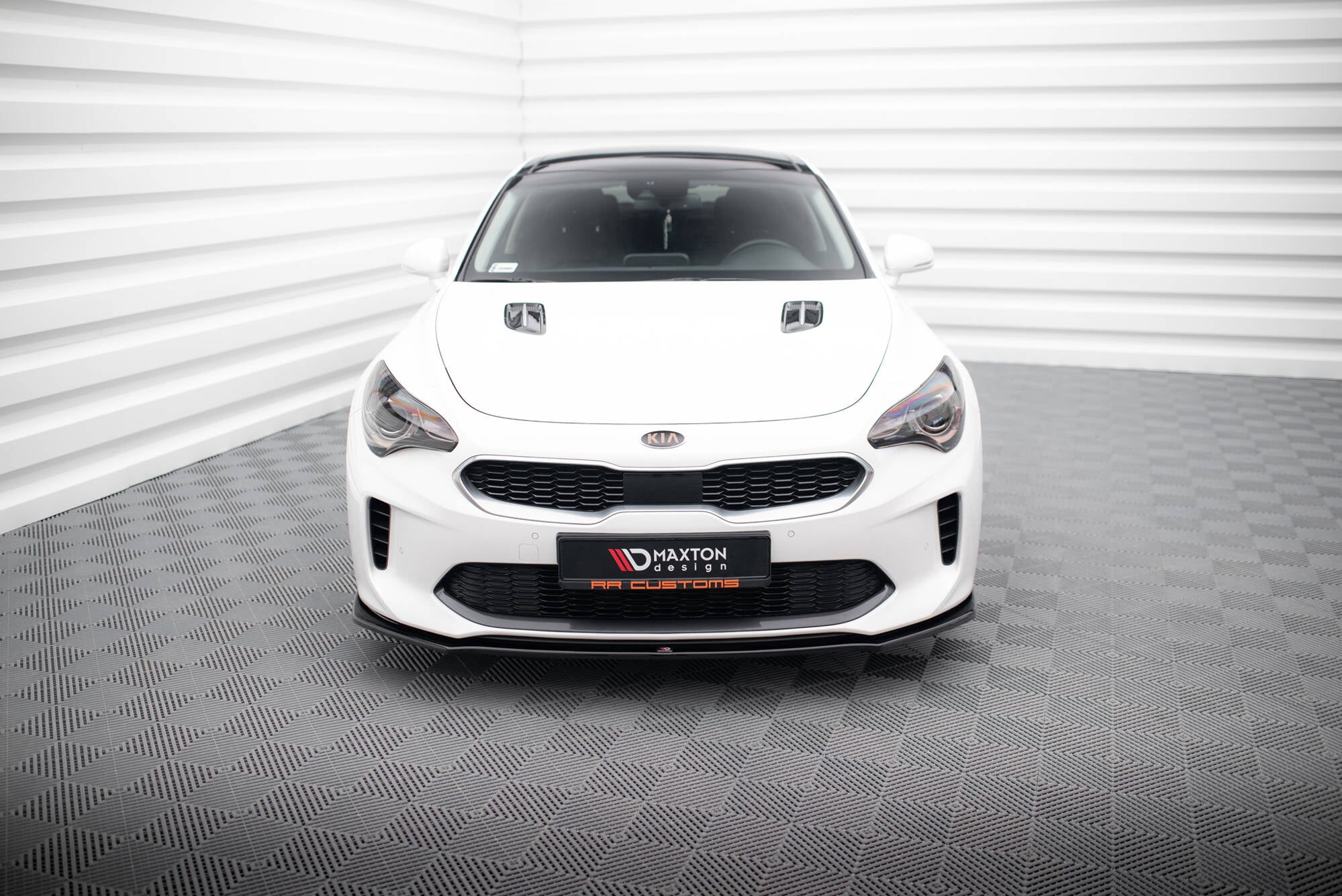 Maxton Design Street+ Spoilerlippe Front Ansatz V.1 passend für Kia Stinger GT / GT-Line / Standard Mk1 schwarz Hochglanz