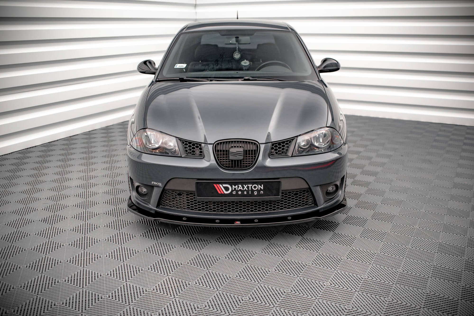 Maxton Design Street+ Spoilerlippe Front Ansatz V.1 passend für Seat Ibiza Cupra Mk3 schwarz Hochglanz