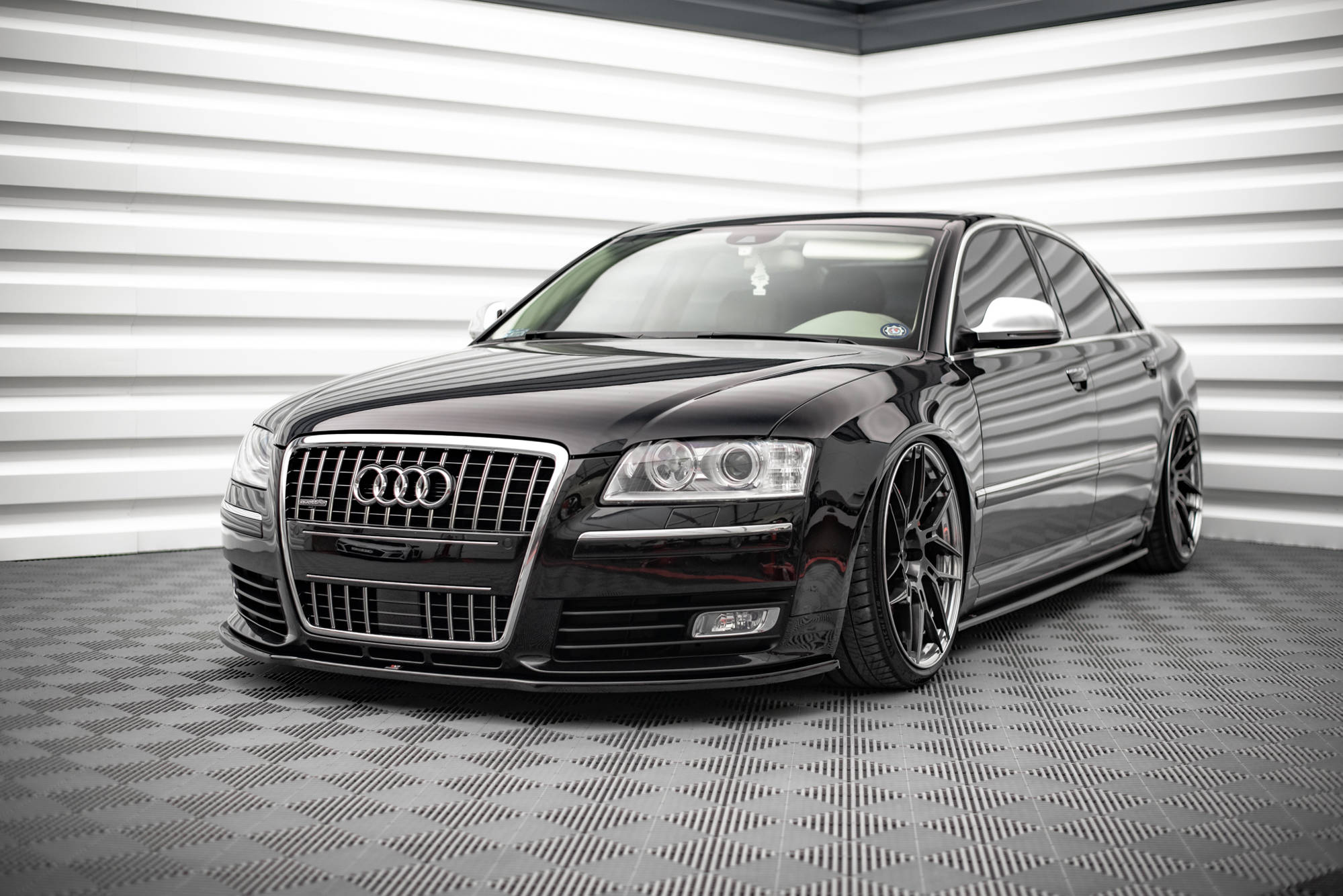 Maxton Design Street+ Spoilerlippe Front Ansatz passend für Audi S8 D3 schwarz Hochglanz