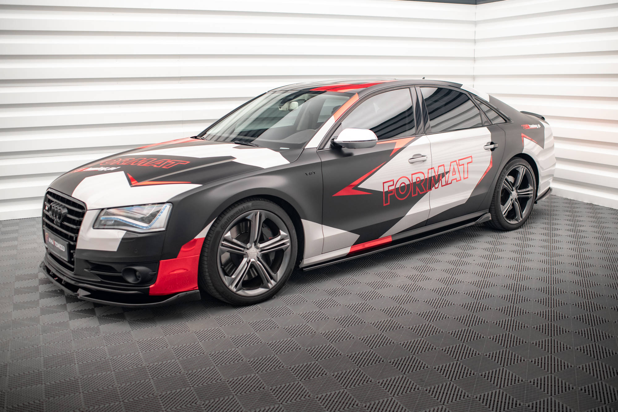 Maxton Design Street+ Seitenschweller Leisten V.2 passend für Audi S8 D4 schwarz Hochglanz