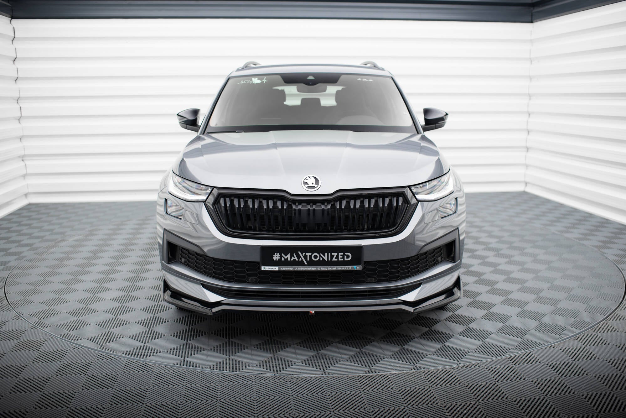 Maxton Design Street+ Spoilerlippe Front Ansatz V.2 passend für Skoda Kodiaq Sportline Mk1 Facelift schwarz Hochglanz