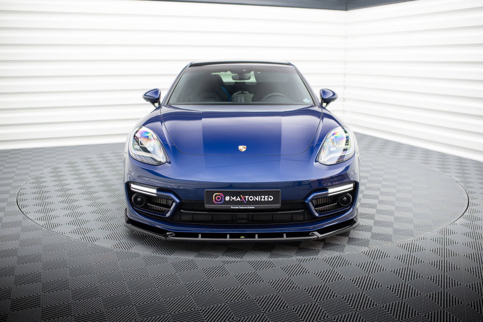 Maxton Design Street+ Spoilerlippe Front Ansatz passend für Porsche Panamera GTS Sport Turismo 971 Facelift schwarz Hochglanz