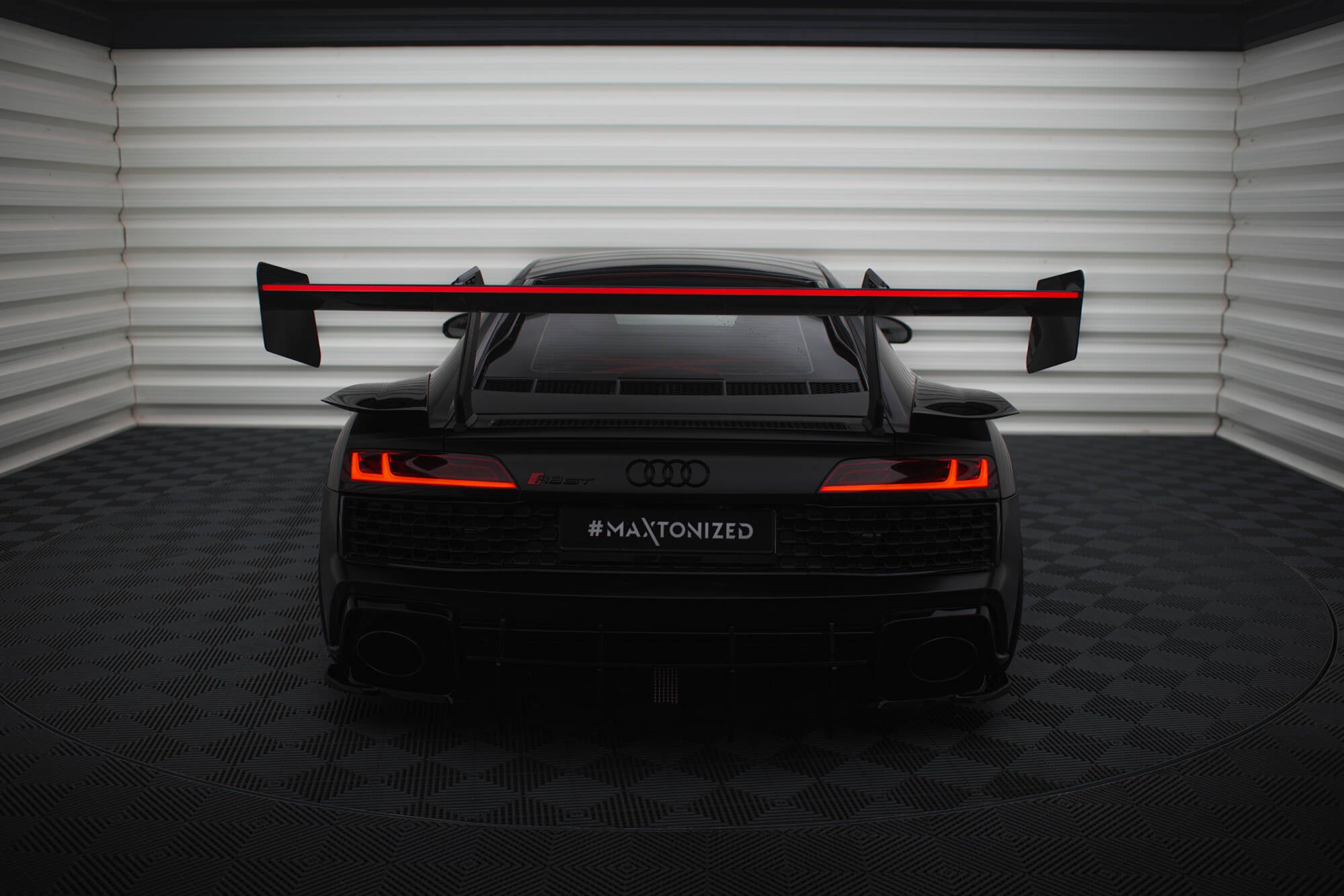 Maxton Design Carbon Spoiler + LED Audi R8 Mk2 für Audi R8 Mk2