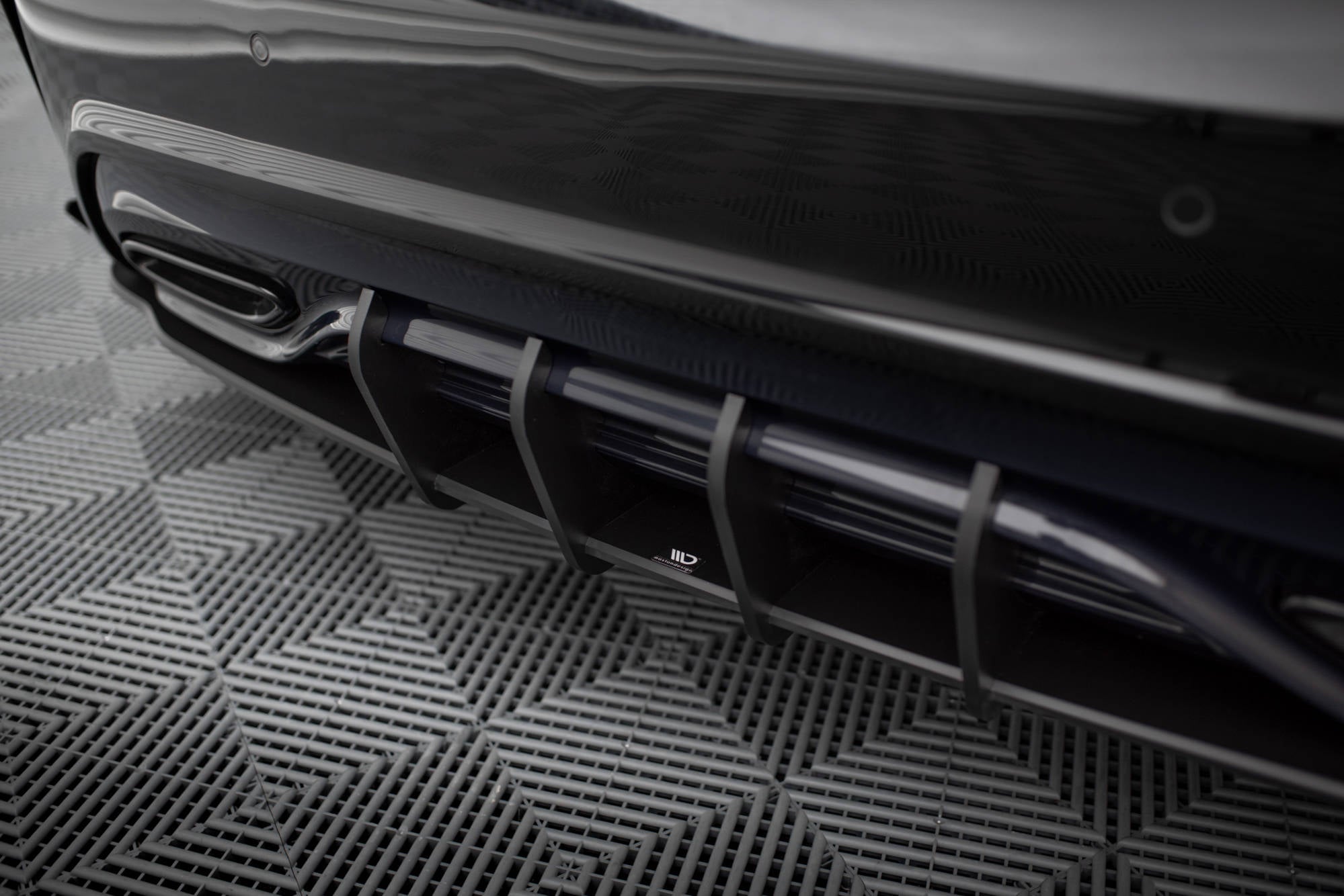 Maxton Design Street Pro Heck Ansatz Flaps Diffusor + Flaps passend für Mercedes-Benz A AMG-Line W176 Facelift schwarz Hochglanz