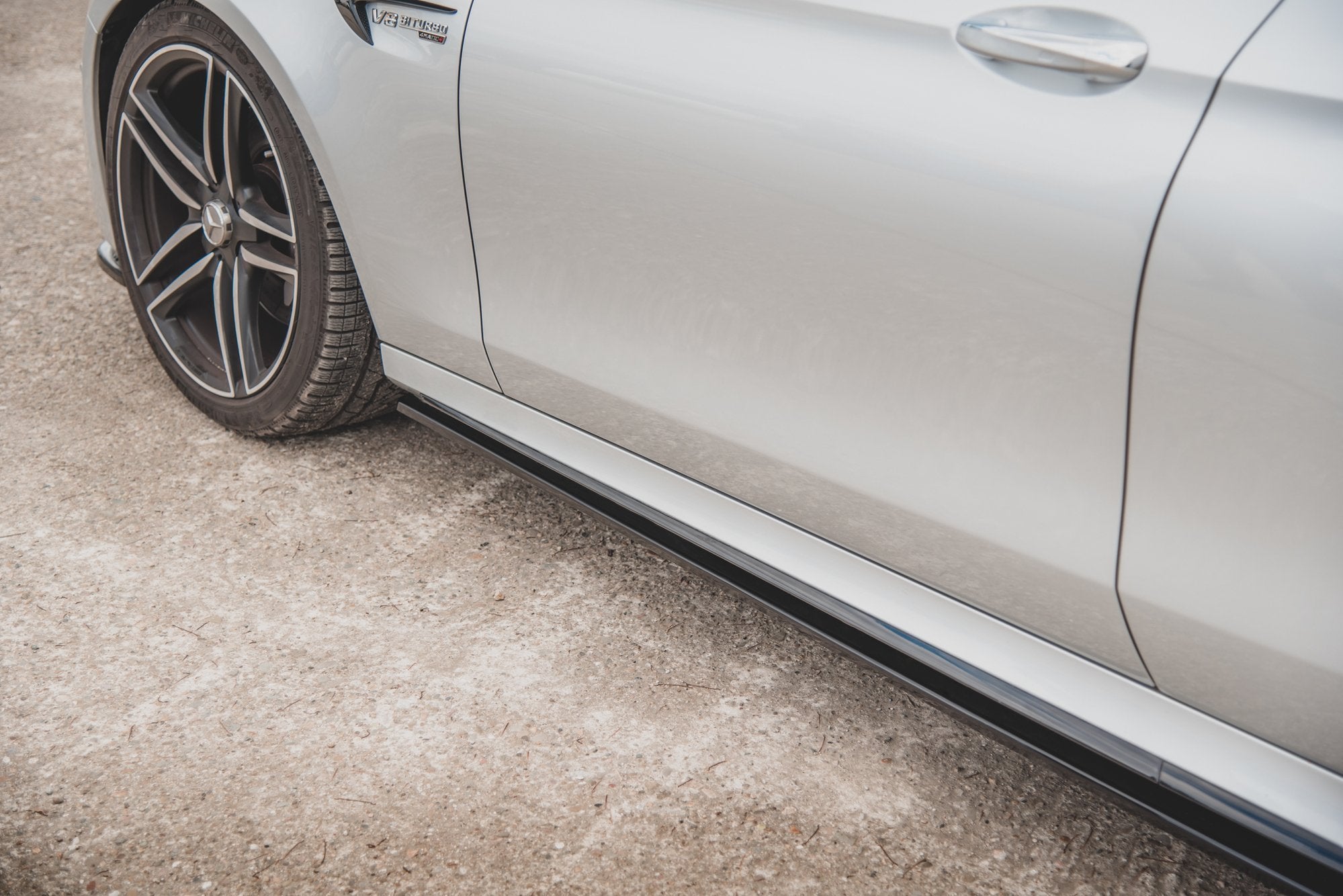 Maxton Design Street+ Seitenschweller Leisten passend für Mercedes-Benz E63 AMG Kombi/Limousine S213/W213 schwarz Hochglanz