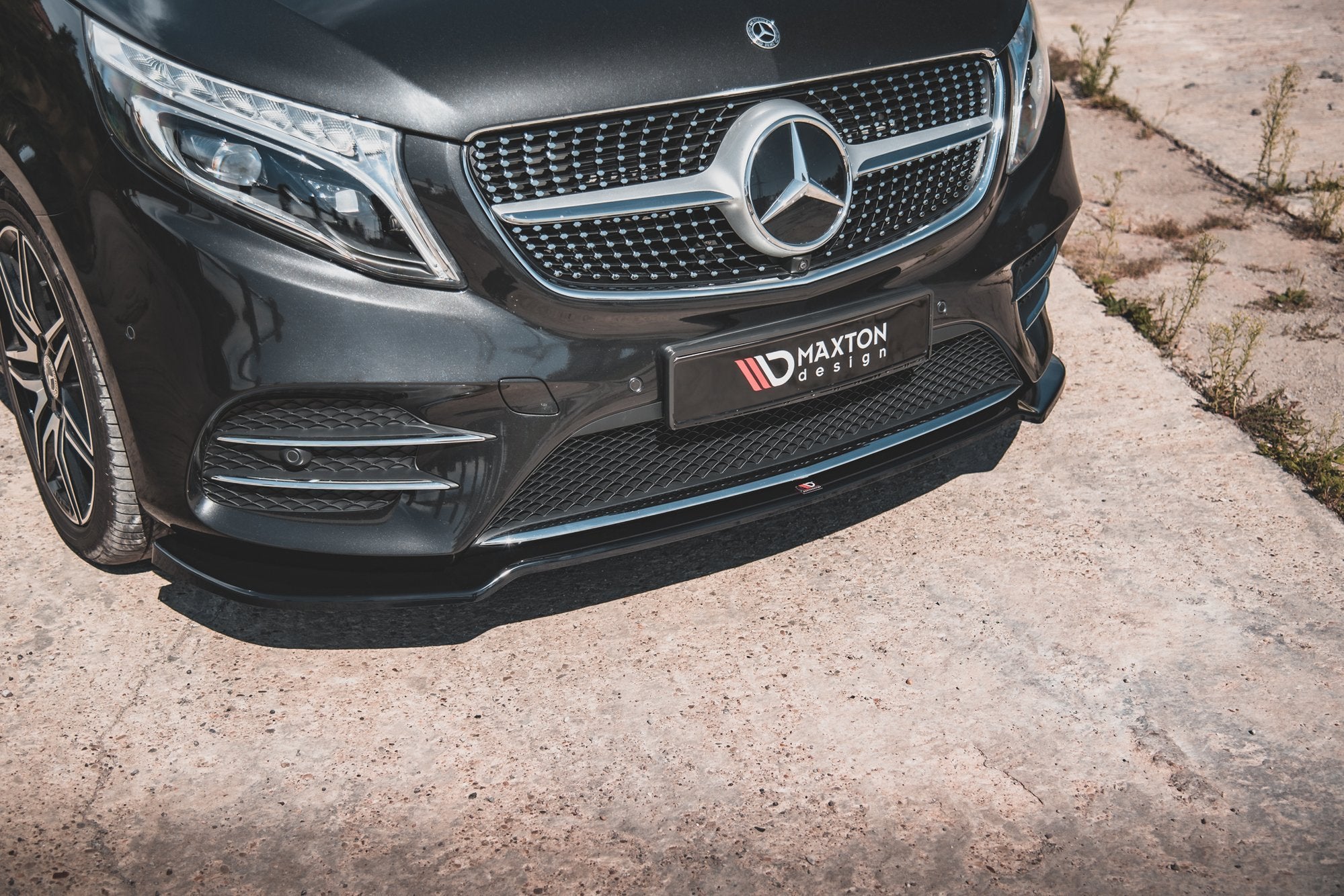 Maxton Design Street+ Spoilerlippe Front Ansatz V.4 passend für Mercedes-Benz V-Klasse AMG-Line W447 schwarz Hochglanz
