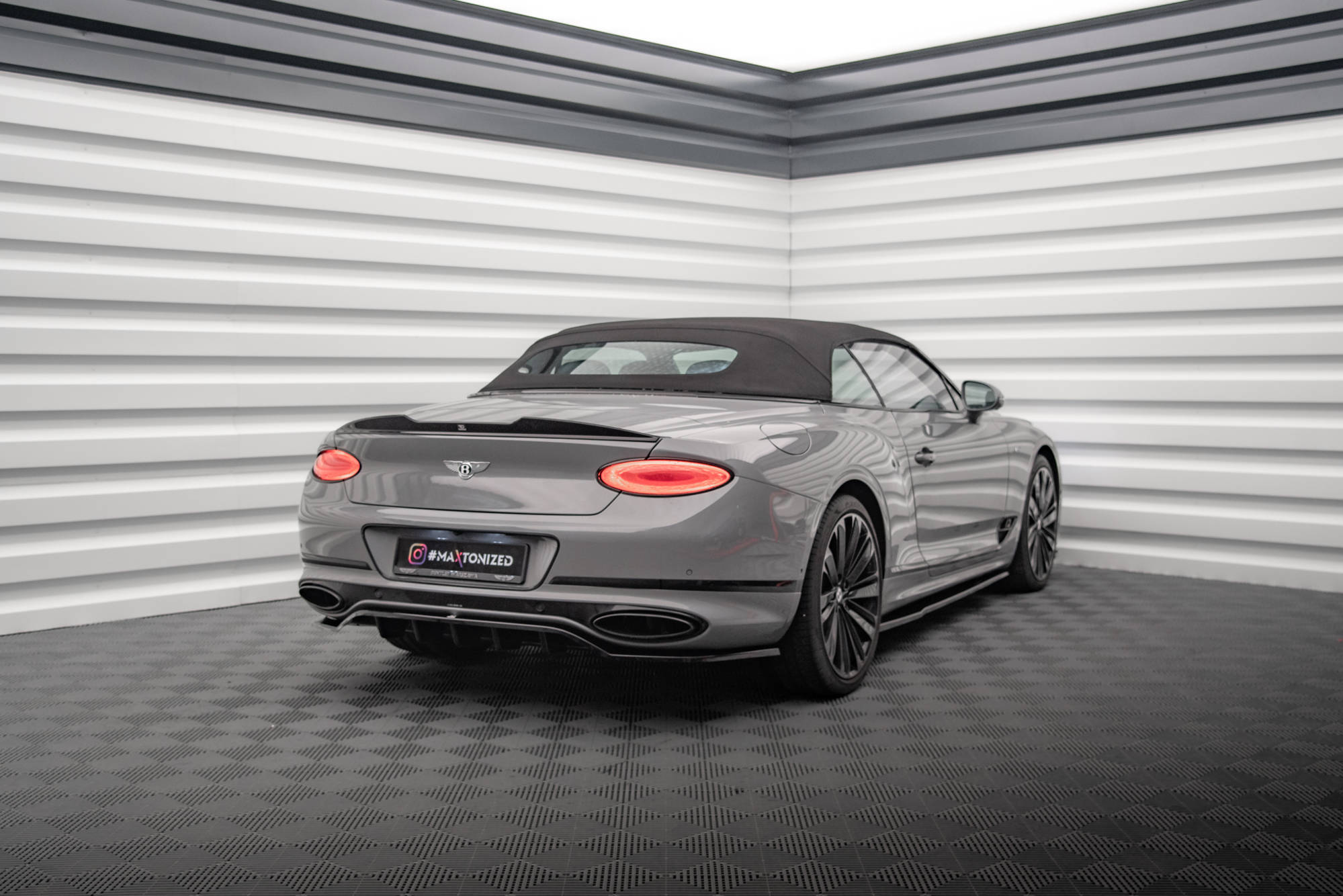Maxton Design 3D Spoiler CAP passend für Bentley Continental Convertible GT Mk3 schwarz Hochglanz