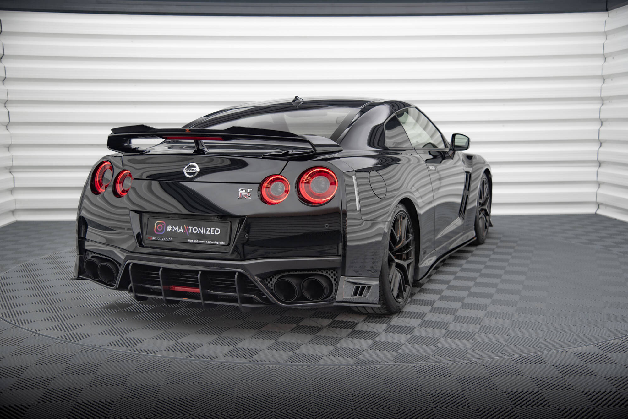 Maxton Design Street Pro Heck Ansatz Flaps Diffusor passend für Nissan GTR R35 Facelift